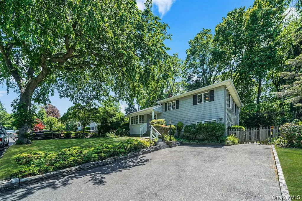 34 Gristmill Lane, Huntington, NY, 3 Bedrooms Bedrooms, 10 Rooms Rooms,2 BathroomsBathrooms,Residential,For Rent,Gristmill,0,1037824 34 Gristmill Lane, Huntington, NY, 3 Bedrooms Bedrooms, 10 Rooms Rooms,2 BathroomsBathrooms,Residential,For Rent,Gristmill,0,1037824