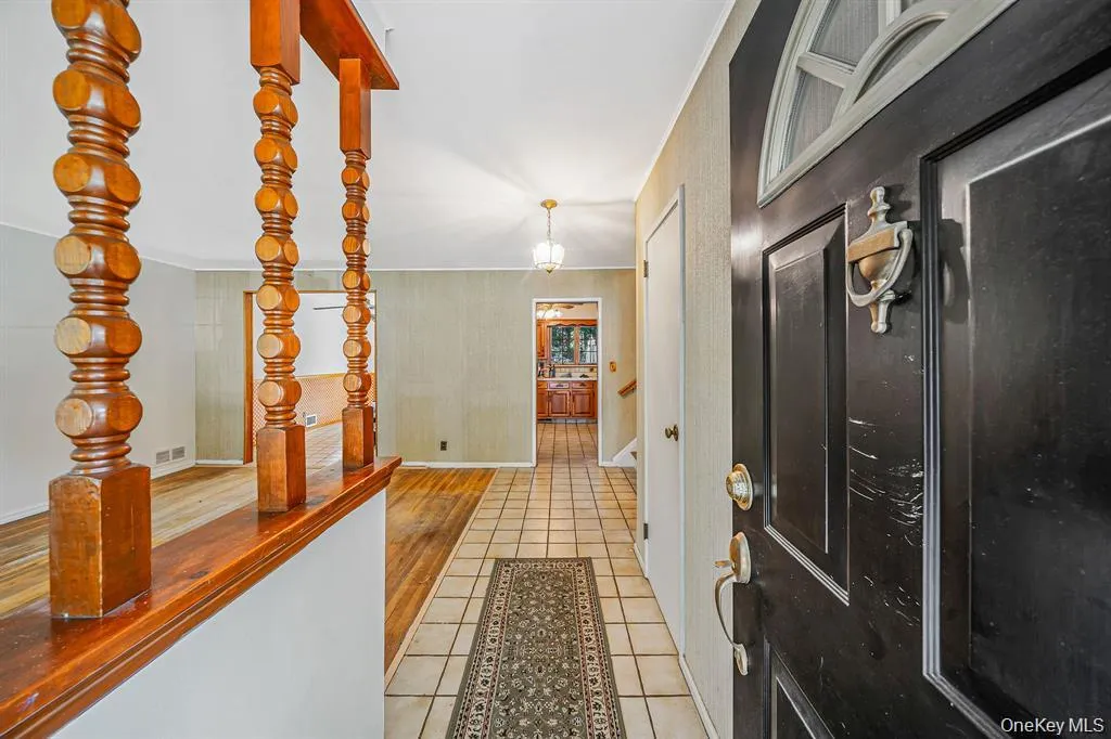 34 Gristmill Lane, Huntington, NY, 3 Bedrooms Bedrooms, 10 Rooms Rooms,2 BathroomsBathrooms,Residential,For Rent,Gristmill,0,1037824 34 Gristmill Lane, Huntington, NY, 3 Bedrooms Bedrooms, 10 Rooms Rooms,2 BathroomsBathrooms,Residential,For Rent,Gristmill,0,1037824