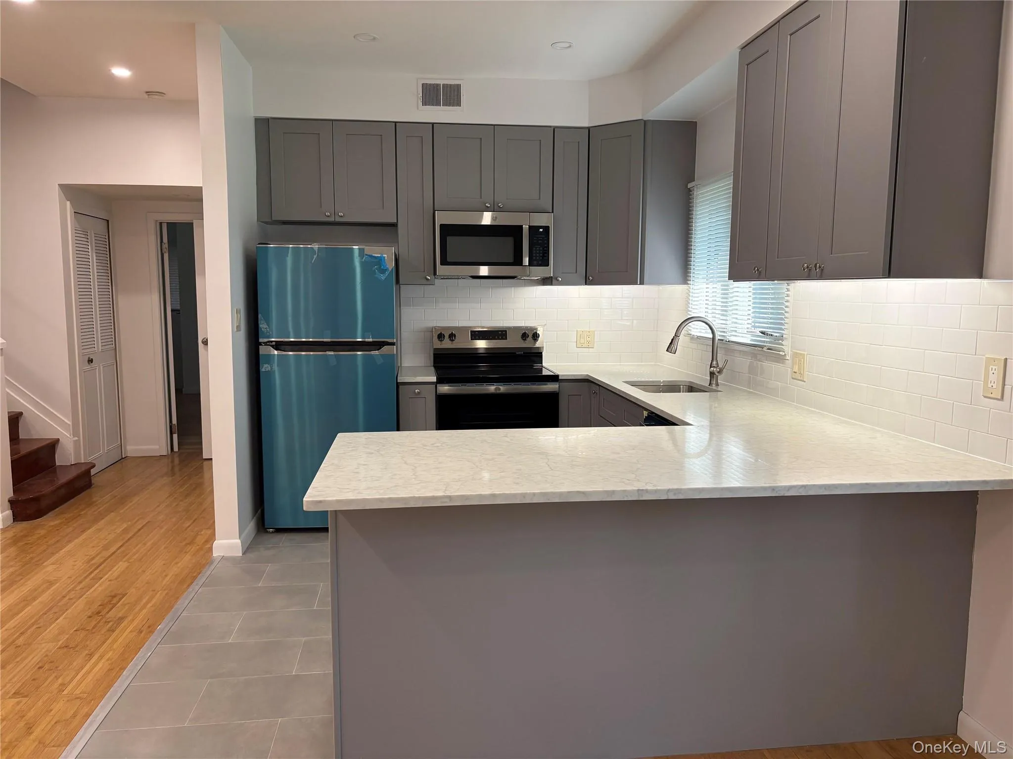 130 S. Middle Neck Road, North Hempstead, NY, 2 Bedrooms Bedrooms, 5 Rooms Rooms,2 BathroomsBathrooms,Residential Lease,For Rent,S. Middle Neck,0,1037825 130 S. Middle Neck Road, North Hempstead, NY, 2 Bedrooms Bedrooms, 5 Rooms Rooms,2 BathroomsBathrooms,Residential Lease,For Rent,S. Middle Neck,0,1037825