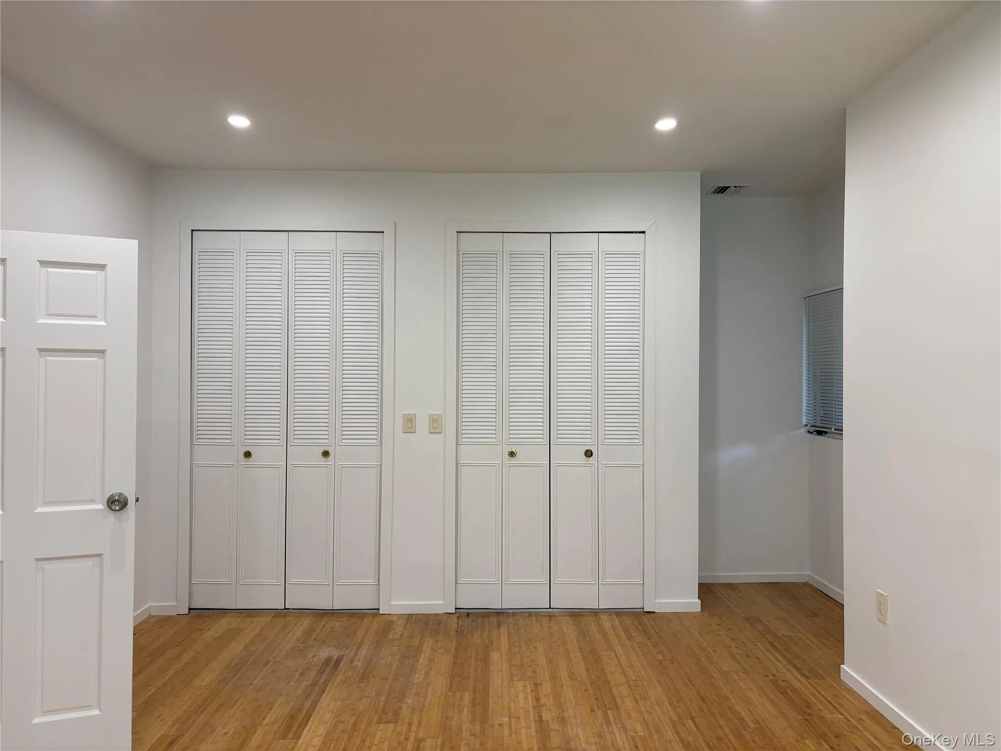 130 S. Middle Neck Road, North Hempstead, NY, 2 Bedrooms Bedrooms, 5 Rooms Rooms,2 BathroomsBathrooms,Residential Lease,For Rent,S. Middle Neck,0,1037825 130 S. Middle Neck Road, North Hempstead, NY, 2 Bedrooms Bedrooms, 5 Rooms Rooms,2 BathroomsBathrooms,Residential Lease,For Rent,S. Middle Neck,0,1037825