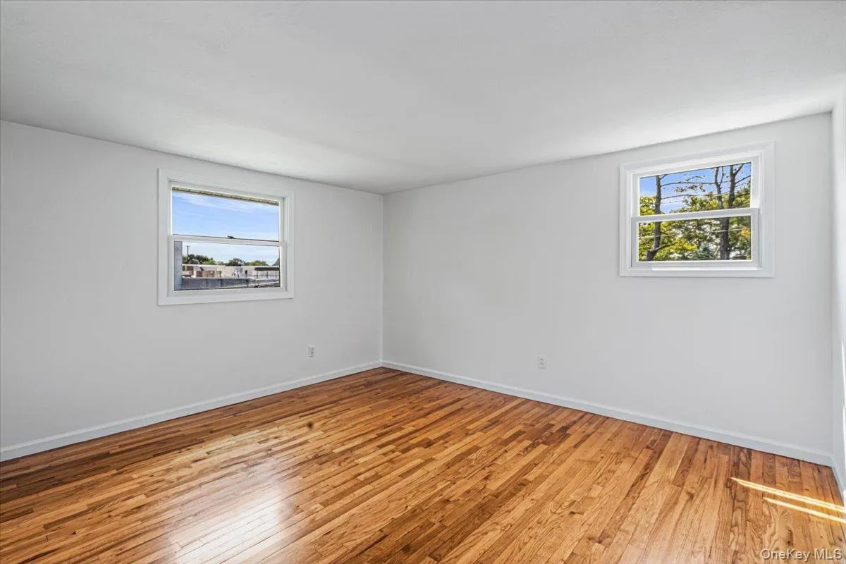 3 Fishermans Drive, North Hempstead, NY, 3 Bedrooms Bedrooms, 7 Rooms Rooms,1 BathroomBathrooms,Residential,For Rent,Fishermans,0,1037828 3 Fishermans Drive, North Hempstead, NY, 3 Bedrooms Bedrooms, 7 Rooms Rooms,1 BathroomBathrooms,Residential,For Rent,Fishermans,0,1037828