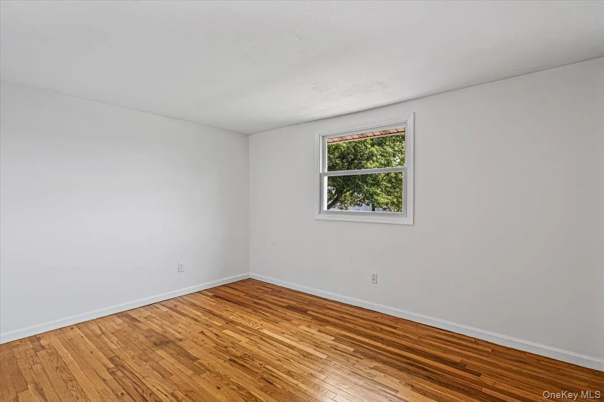 3 Fishermans Drive, North Hempstead, NY, 3 Bedrooms Bedrooms, 7 Rooms Rooms,1 BathroomBathrooms,Residential,For Rent,Fishermans,0,1037828 3 Fishermans Drive, North Hempstead, NY, 3 Bedrooms Bedrooms, 7 Rooms Rooms,1 BathroomBathrooms,Residential,For Rent,Fishermans,0,1037828