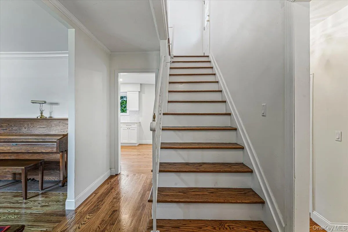 3 Fishermans Drive, North Hempstead, NY, 3 Bedrooms Bedrooms, 7 Rooms Rooms,1 BathroomBathrooms,Residential,For Rent,Fishermans,0,1037828 3 Fishermans Drive, North Hempstead, NY, 3 Bedrooms Bedrooms, 7 Rooms Rooms,1 BathroomBathrooms,Residential,For Rent,Fishermans,0,1037828