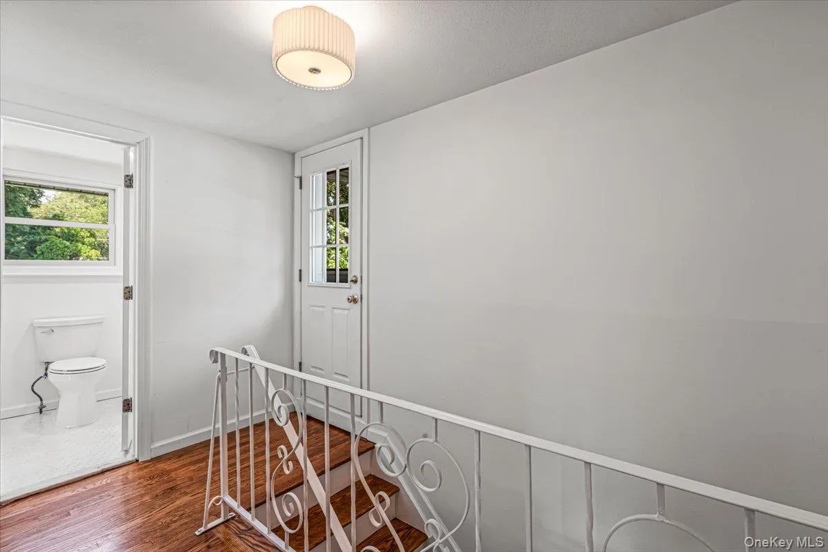 3 Fishermans Drive, North Hempstead, NY, 3 Bedrooms Bedrooms, 7 Rooms Rooms,1 BathroomBathrooms,Residential,For Rent,Fishermans,0,1037828 3 Fishermans Drive, North Hempstead, NY, 3 Bedrooms Bedrooms, 7 Rooms Rooms,1 BathroomBathrooms,Residential,For Rent,Fishermans,0,1037828