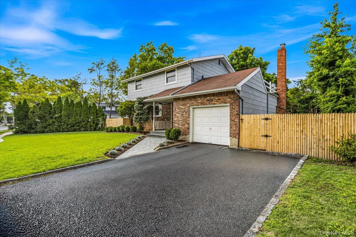 3 Fishermans Drive, North Hempstead, NY, 3 Bedrooms Bedrooms, 7 Rooms Rooms,1 BathroomBathrooms,Residential,For Rent,Fishermans,0,1037828 3 Fishermans Drive, North Hempstead, NY, 3 Bedrooms Bedrooms, 7 Rooms Rooms,1 BathroomBathrooms,Residential,For Rent,Fishermans,0,1037828