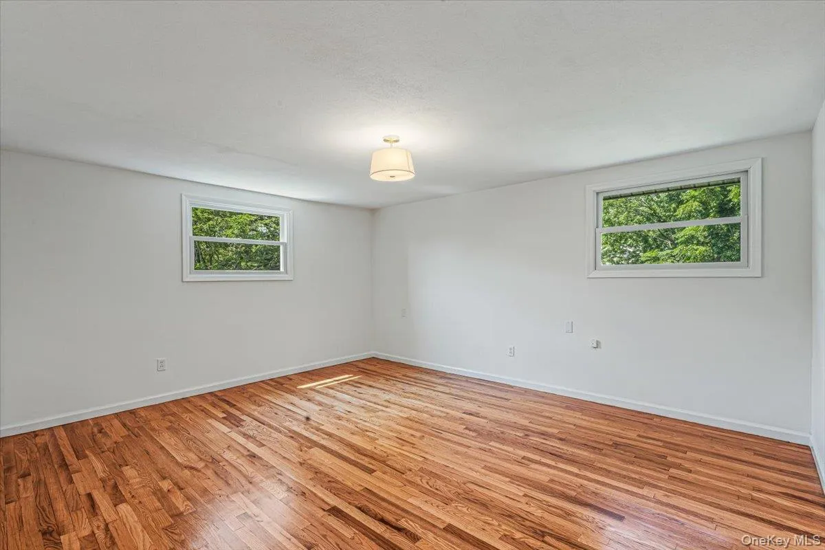 3 Fishermans Drive, North Hempstead, NY, 3 Bedrooms Bedrooms, 7 Rooms Rooms,1 BathroomBathrooms,Residential,For Rent,Fishermans,0,1037828 3 Fishermans Drive, North Hempstead, NY, 3 Bedrooms Bedrooms, 7 Rooms Rooms,1 BathroomBathrooms,Residential,For Rent,Fishermans,0,1037828