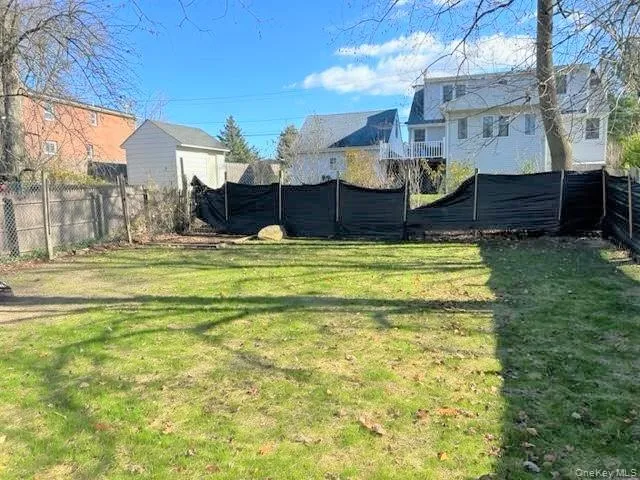 Level Back Yard! Level Back Yard!