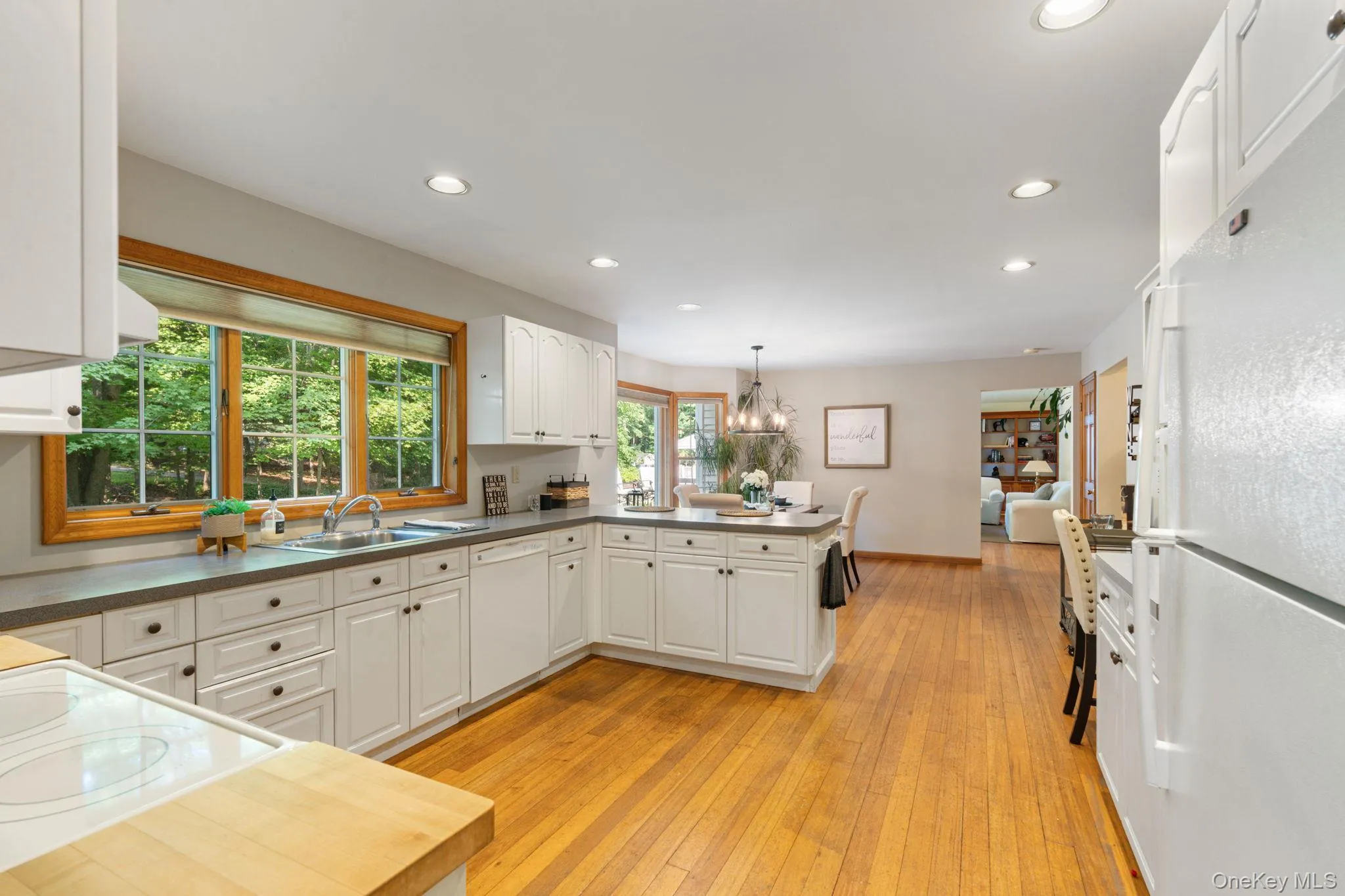 470 Pond Path, Brookhaven, NY, 4 Bedrooms Bedrooms, 8 Rooms Rooms,2 BathroomsBathrooms,Residential,For Rent,Pond,0,1037833 470 Pond Path, Brookhaven, NY, 4 Bedrooms Bedrooms, 8 Rooms Rooms,2 BathroomsBathrooms,Residential,For Rent,Pond,0,1037833