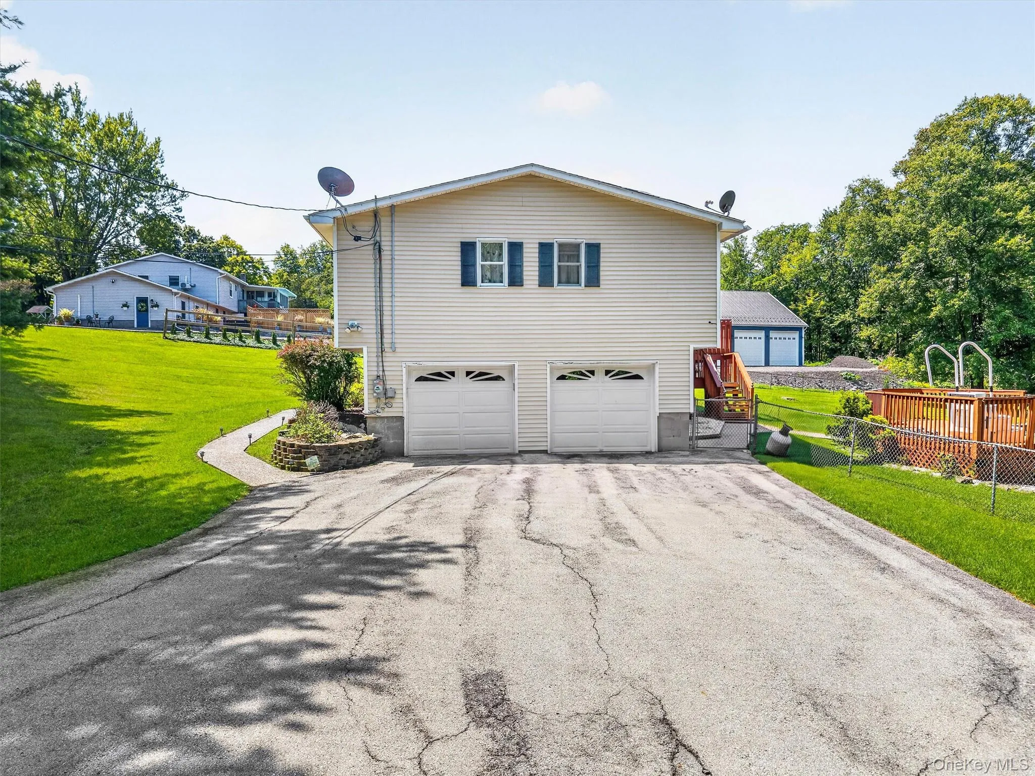45 Brola Road, Middletown, NY, 3 Bedrooms Bedrooms, 7 Rooms Rooms,2 BathroomsBathrooms,Residential,For Rent,Brola,0,1037835 45 Brola Road, Middletown, NY, 3 Bedrooms Bedrooms, 7 Rooms Rooms,2 BathroomsBathrooms,Residential,For Rent,Brola,0,1037835