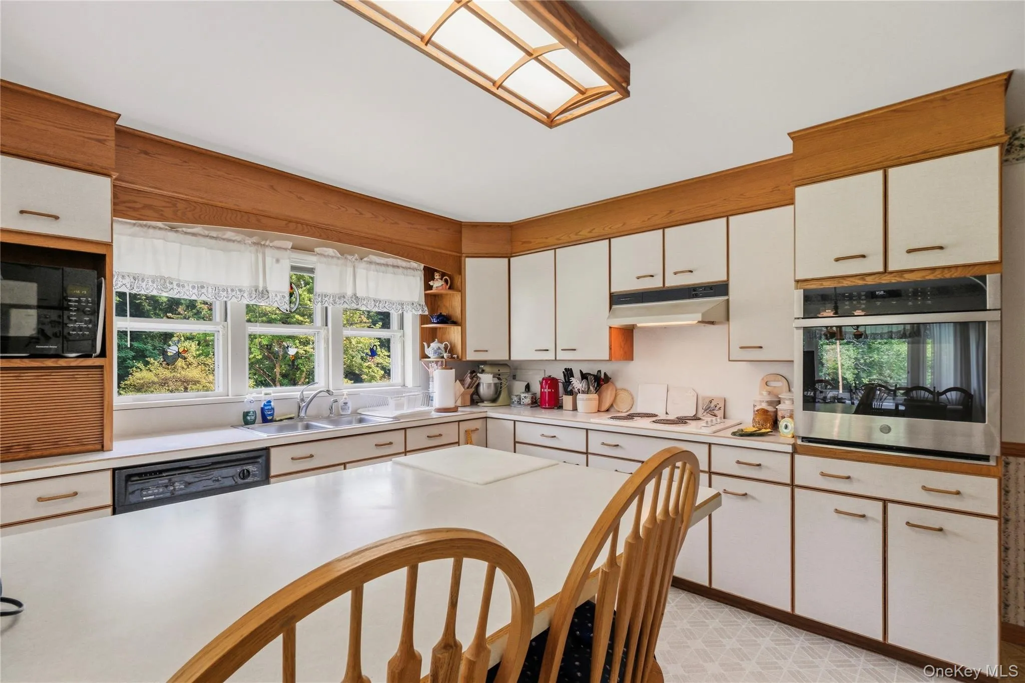2776 Route 52, East Fishkill, NY, 3 Bedrooms Bedrooms, 7 Rooms Rooms,1 BathroomBathrooms,Residential,For Rent,Route 52,0,1037836 2776 Route 52, East Fishkill, NY, 3 Bedrooms Bedrooms, 7 Rooms Rooms,1 BathroomBathrooms,Residential,For Rent,Route 52,0,1037836