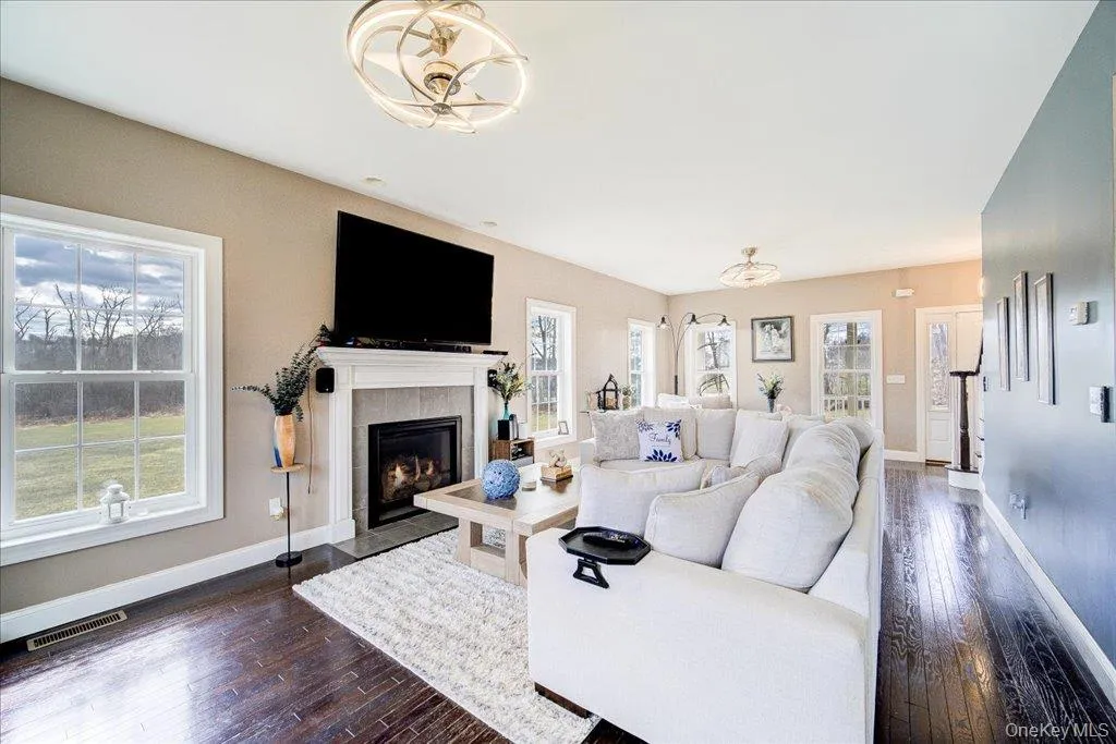 77 Houston Road, Goshen, NY, 4 Bedrooms Bedrooms, 9 Rooms Rooms,2 BathroomsBathrooms,Residential,For Rent,Houston,0,1037841 77 Houston Road, Goshen, NY, 4 Bedrooms Bedrooms, 9 Rooms Rooms,2 BathroomsBathrooms,Residential,For Rent,Houston,0,1037841