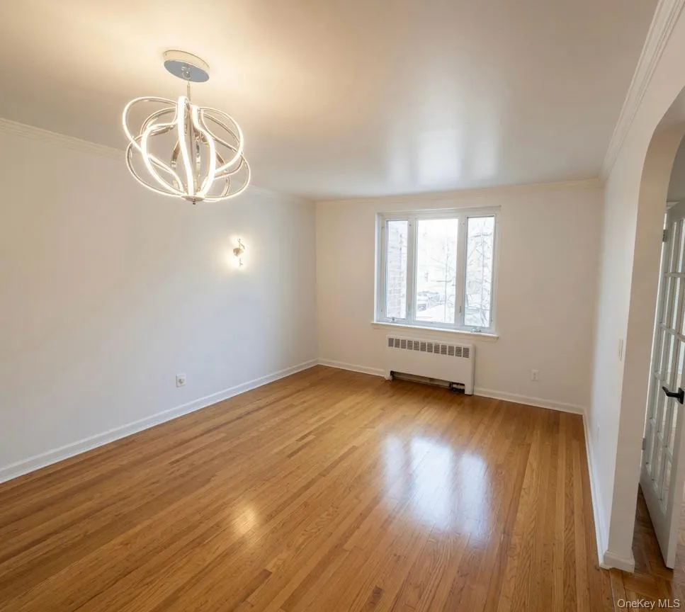 1080 Rhinelander Avenue, New York, NY, 4 Bedrooms Bedrooms, 6 Rooms Rooms,2 BathroomsBathrooms,Residential Lease,For Rent,Rhinelander,0,1037843 1080 Rhinelander Avenue, New York, NY, 4 Bedrooms Bedrooms, 6 Rooms Rooms,2 BathroomsBathrooms,Residential Lease,For Rent,Rhinelander,0,1037843