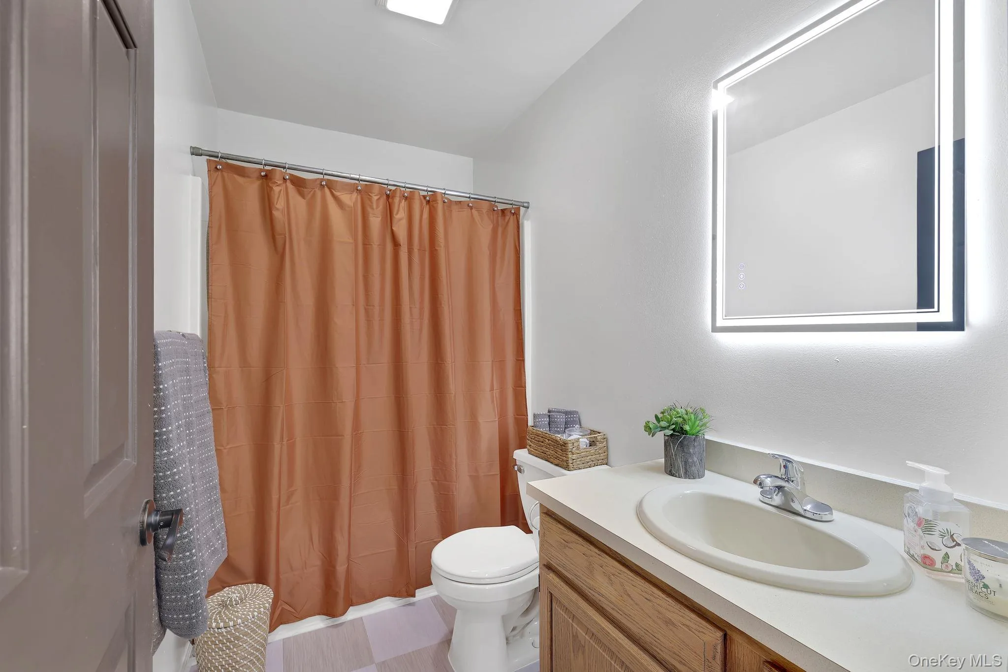 31 Mt Hope Avenue, Mount Hope, NY, 3 Bedrooms Bedrooms, 6 Rooms Rooms,2 BathroomsBathrooms,Residential,For Rent,Mt Hope,0,1037845 31 Mt Hope Avenue, Mount Hope, NY, 3 Bedrooms Bedrooms, 6 Rooms Rooms,2 BathroomsBathrooms,Residential,For Rent,Mt Hope,0,1037845