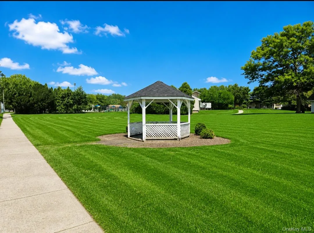 11 Laramie Court, Brookhaven, NY, 1 Bedroom Bedrooms, 4 Rooms Rooms,1 BathroomBathrooms,Residential Lease,For Rent,Laramie,0,1037851 11 Laramie Court, Brookhaven, NY, 1 Bedroom Bedrooms, 4 Rooms Rooms,1 BathroomBathrooms,Residential Lease,For Rent,Laramie,0,1037851