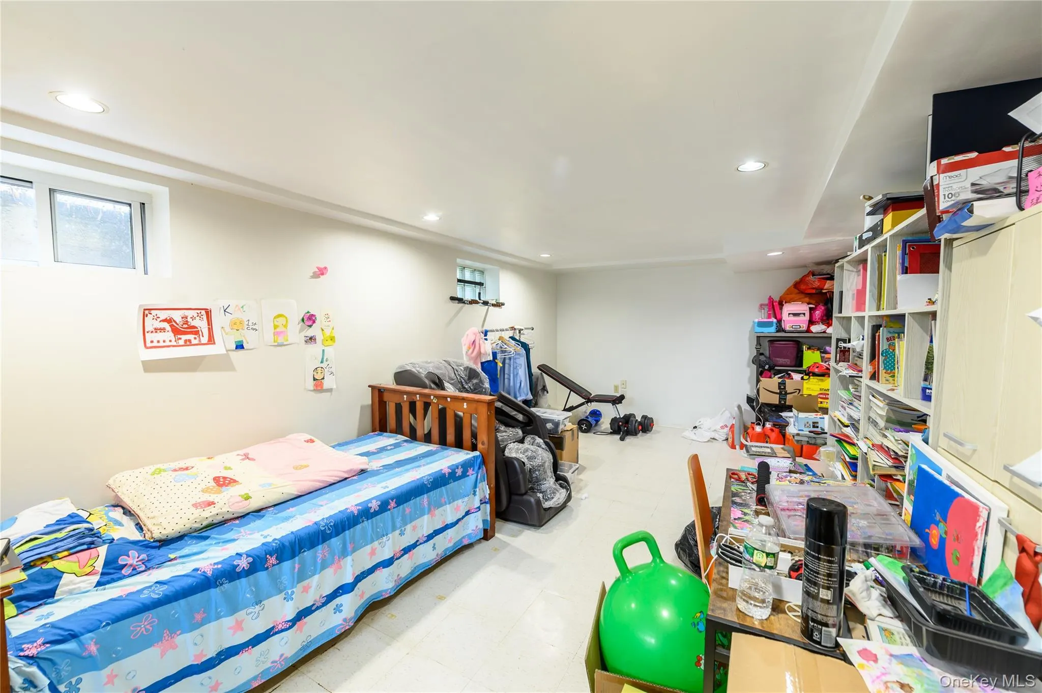 24222 54th Avenue, New York, NY, 4 Bedrooms Bedrooms, 9 Rooms Rooms,3 BathroomsBathrooms,Residential,For Rent,54th,0,1037853 24222 54th Avenue, New York, NY, 4 Bedrooms Bedrooms, 9 Rooms Rooms,3 BathroomsBathrooms,Residential,For Rent,54th,0,1037853