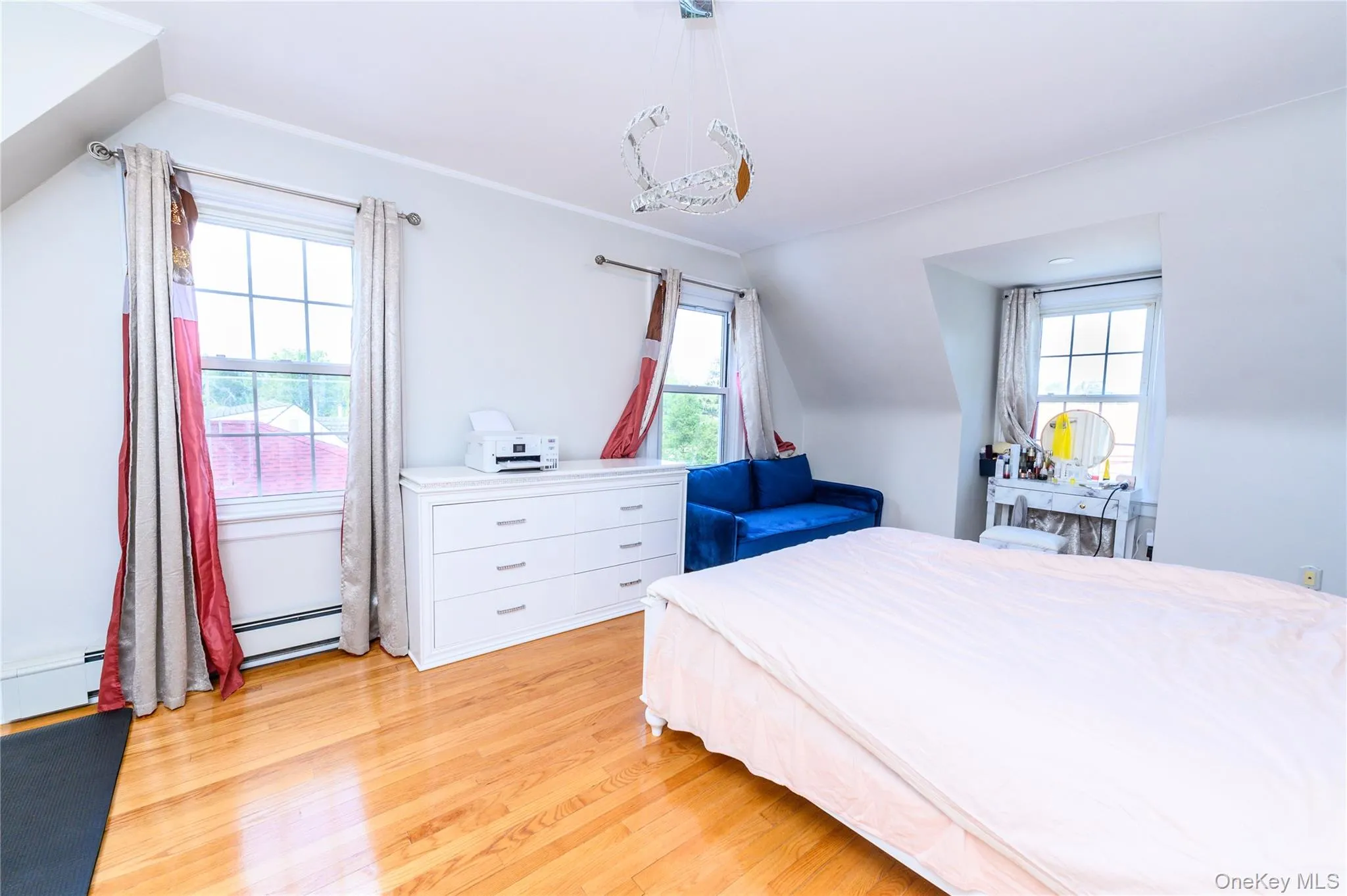 24222 54th Avenue, New York, NY, 4 Bedrooms Bedrooms, 9 Rooms Rooms,3 BathroomsBathrooms,Residential,For Rent,54th,0,1037853 24222 54th Avenue, New York, NY, 4 Bedrooms Bedrooms, 9 Rooms Rooms,3 BathroomsBathrooms,Residential,For Rent,54th,0,1037853