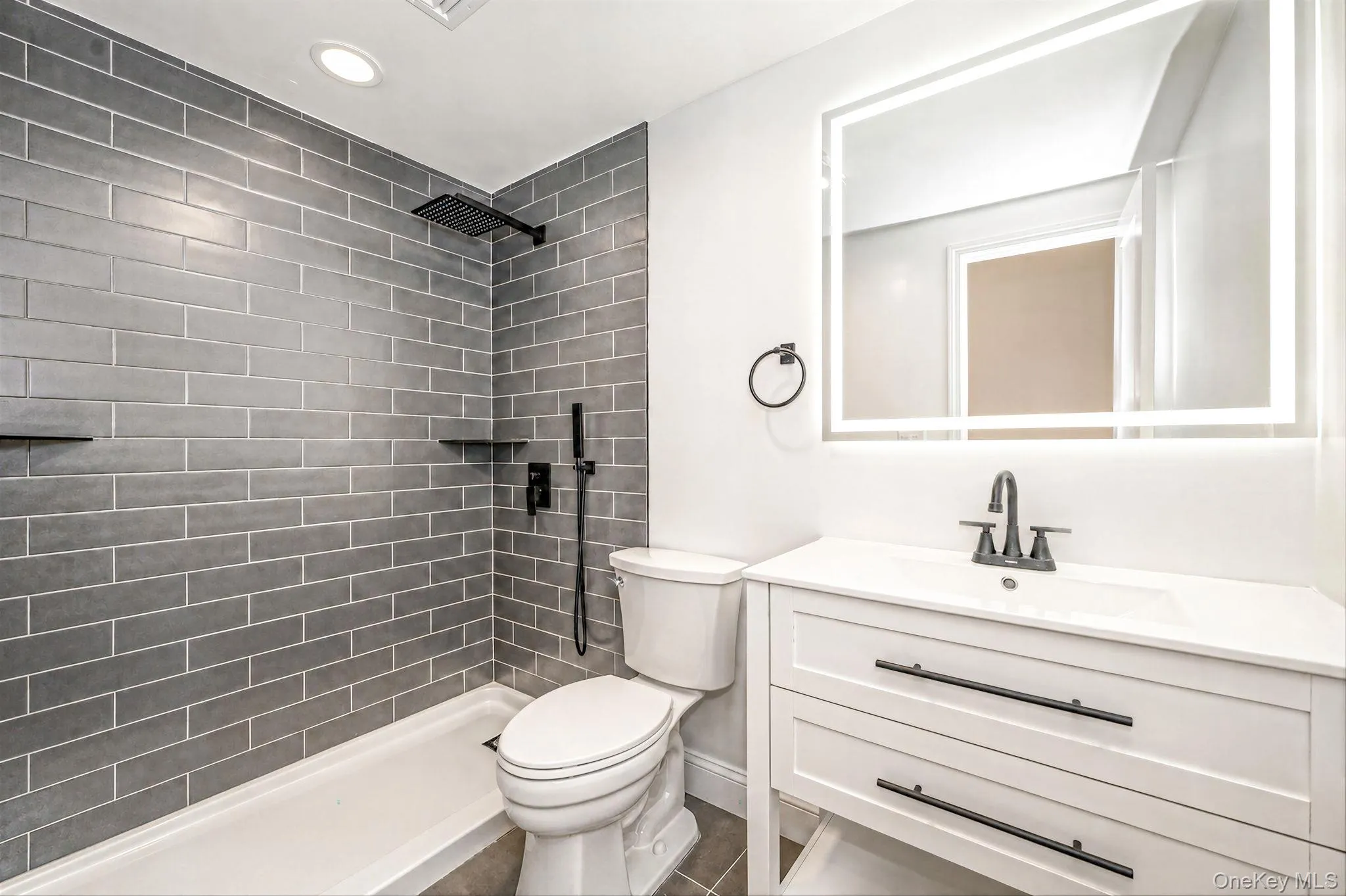 42 Nostrand Avenue, Brookhaven, NY, 3 Bedrooms Bedrooms, 10 Rooms Rooms,2 BathroomsBathrooms,Residential,For Rent,Nostrand,0,1037854 42 Nostrand Avenue, Brookhaven, NY, 3 Bedrooms Bedrooms, 10 Rooms Rooms,2 BathroomsBathrooms,Residential,For Rent,Nostrand,0,1037854