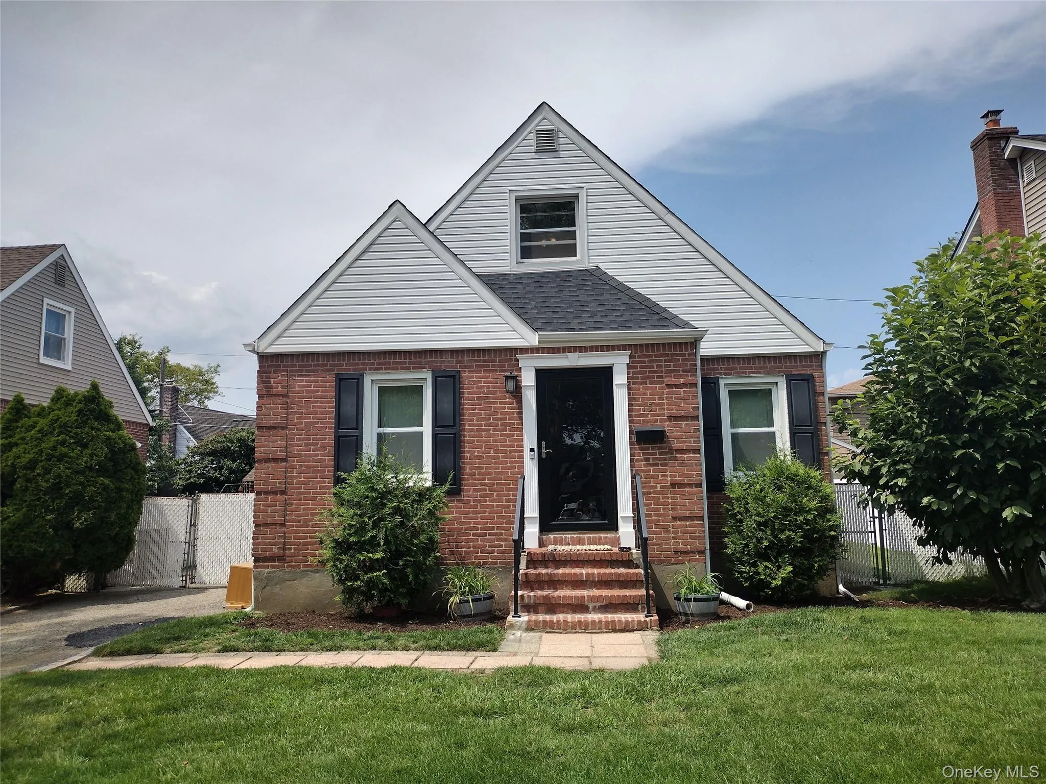 15 Yale Boulevard, North Hempstead, NY, 4 Bedrooms Bedrooms, 7 Rooms Rooms,1 BathroomBathrooms,Residential,For Rent,Yale,0,1037857 15 Yale Boulevard, North Hempstead, NY, 4 Bedrooms Bedrooms, 7 Rooms Rooms,1 BathroomBathrooms,Residential,For Rent,Yale,0,1037857