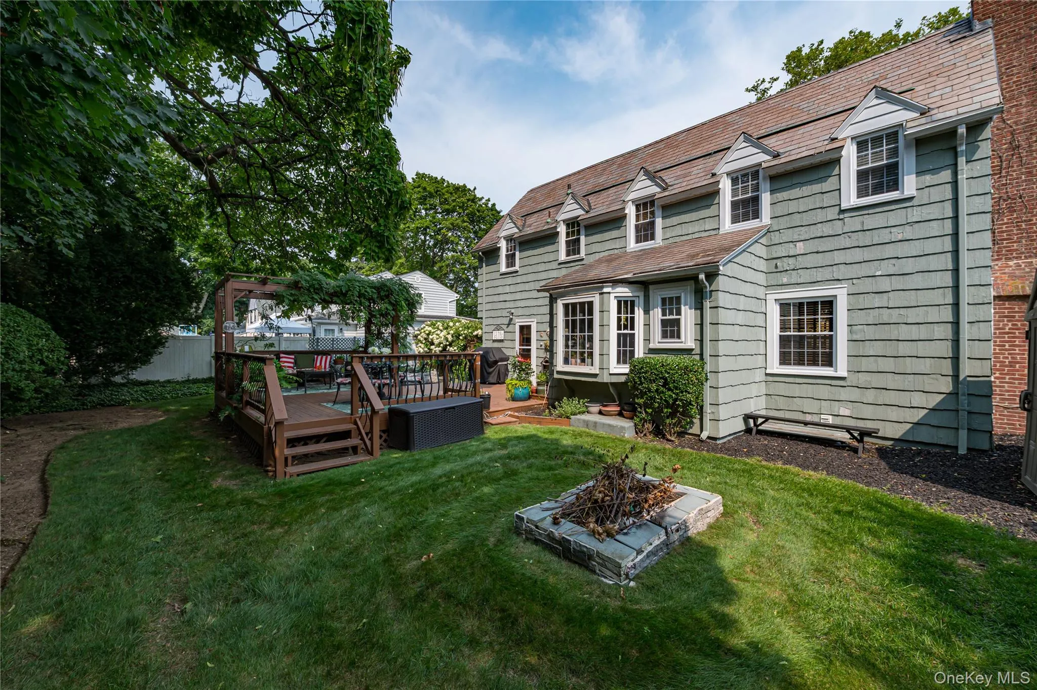 3994 Park Avenue, Hempstead, NY, 3 Bedrooms Bedrooms, 7 Rooms Rooms,1 BathroomBathrooms,Residential,For Rent,Park,0,1037859 3994 Park Avenue, Hempstead, NY, 3 Bedrooms Bedrooms, 7 Rooms Rooms,1 BathroomBathrooms,Residential,For Rent,Park,0,1037859