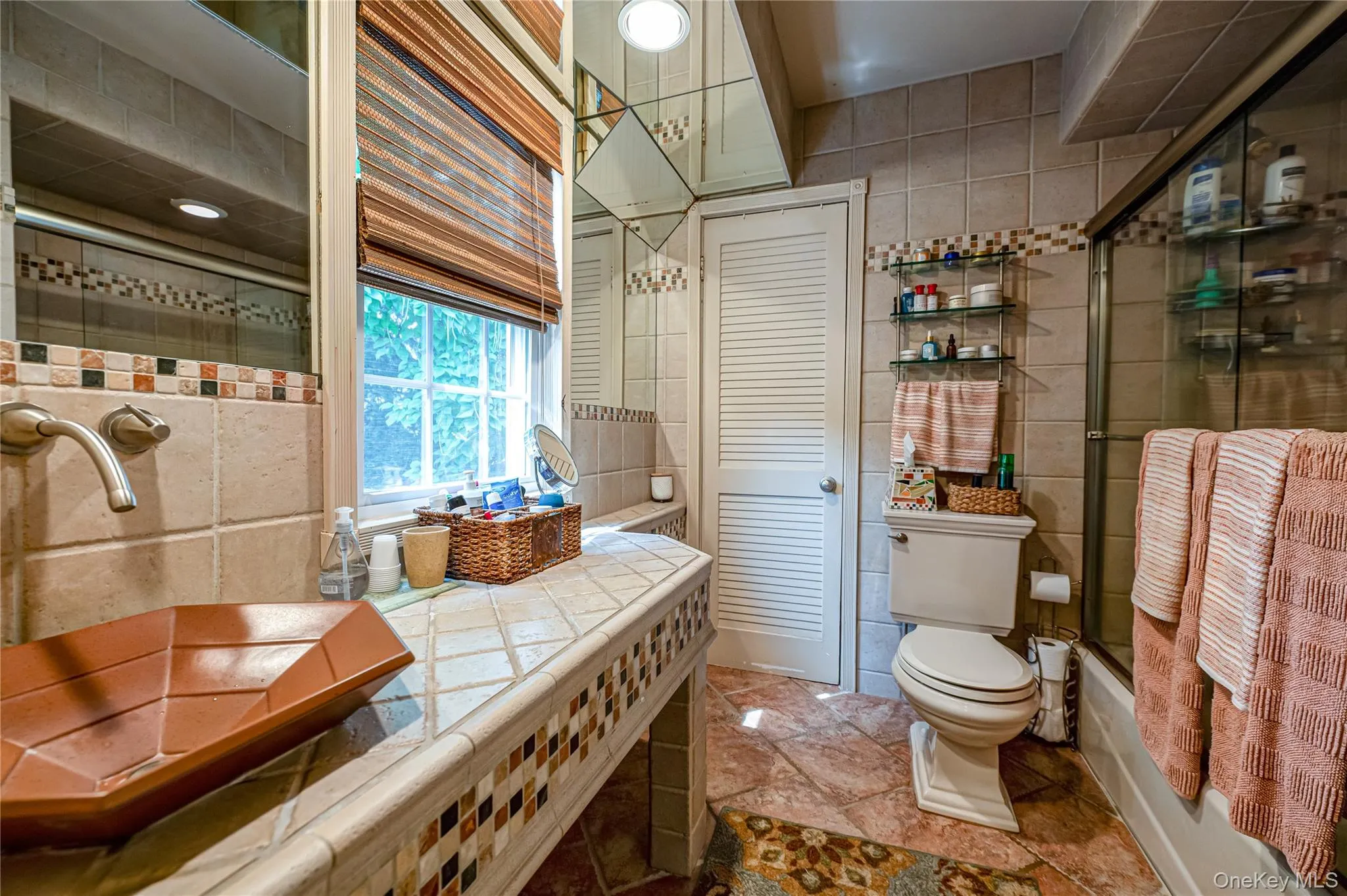 Full Bath Full Bath