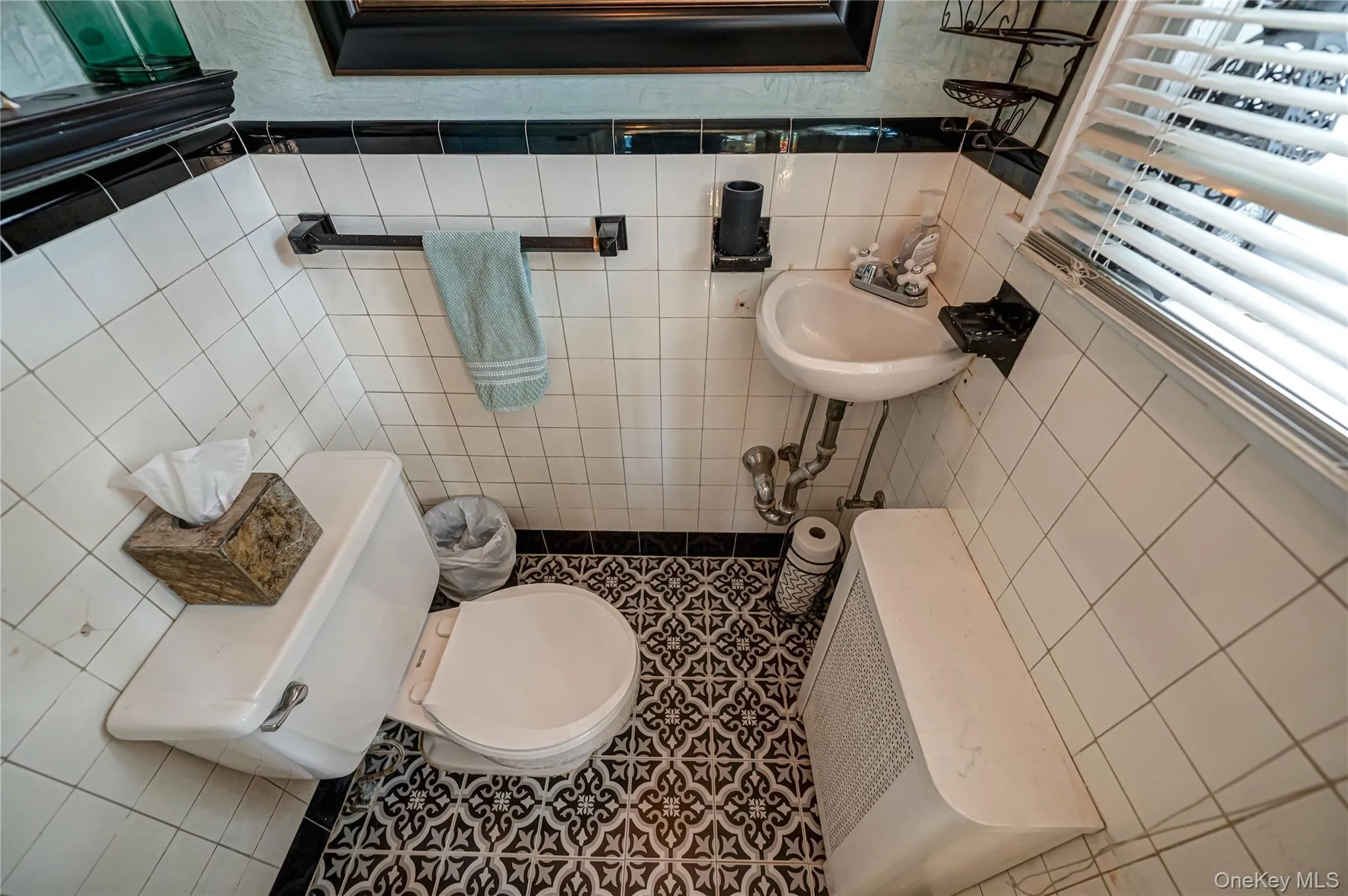Powder Room Powder Room