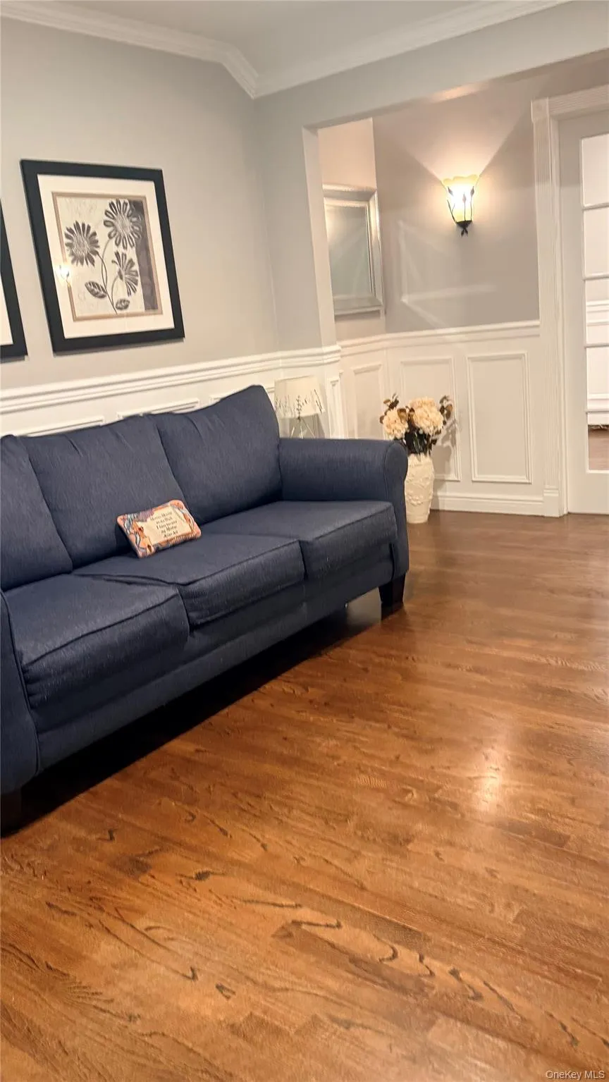 38 Second Avenue, Oyster Bay, NY, 4 Bedrooms Bedrooms, 10 Rooms Rooms,3 BathroomsBathrooms,Residential,For Rent,Second,0,1037860 38 Second Avenue, Oyster Bay, NY, 4 Bedrooms Bedrooms, 10 Rooms Rooms,3 BathroomsBathrooms,Residential,For Rent,Second,0,1037860