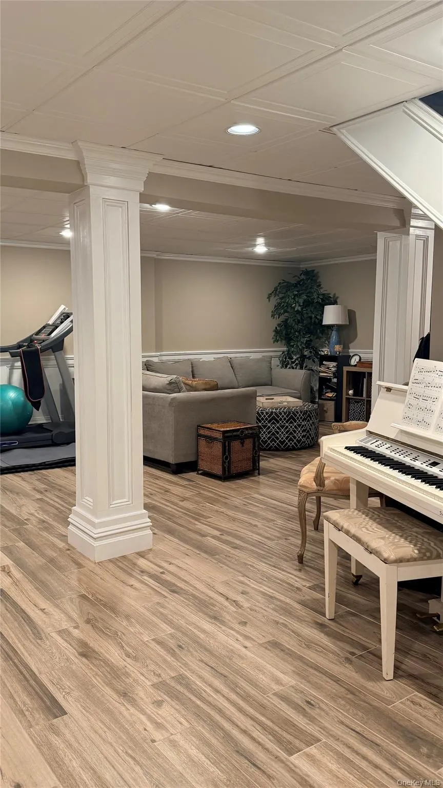 38 Second Avenue, Oyster Bay, NY, 4 Bedrooms Bedrooms, 10 Rooms Rooms,3 BathroomsBathrooms,Residential,For Rent,Second,0,1037860 38 Second Avenue, Oyster Bay, NY, 4 Bedrooms Bedrooms, 10 Rooms Rooms,3 BathroomsBathrooms,Residential,For Rent,Second,0,1037860