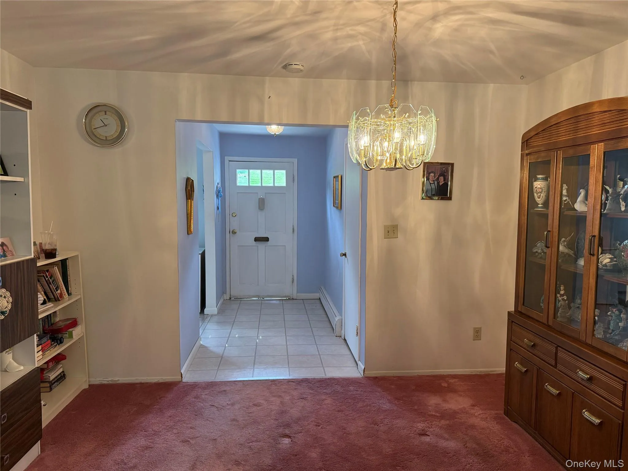 Plenty of room for your Dining Room furniture! Plenty of room for your Dining Room furniture!