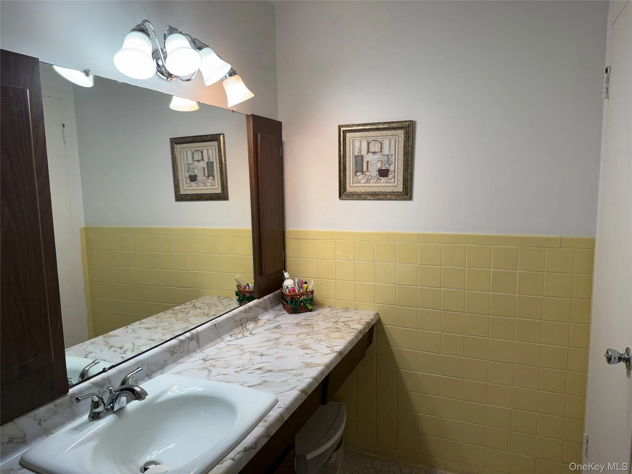 1840 Crompond Road, Peekskill, NY, 1 Bedroom Bedrooms, 4 Rooms Rooms,1 BathroomBathrooms,Residential,For Rent,Crompond,0,1037863 1840 Crompond Road, Peekskill, NY, 1 Bedroom Bedrooms, 4 Rooms Rooms,1 BathroomBathrooms,Residential,For Rent,Crompond,0,1037863