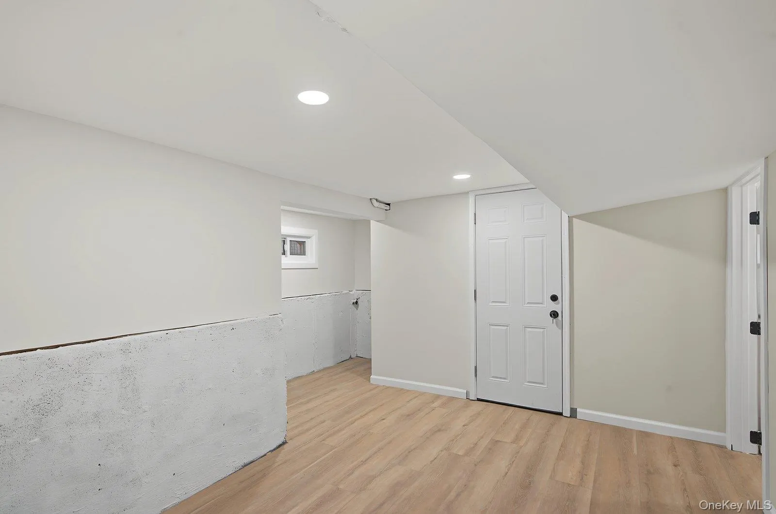414 Westview Avenue, Babylon, NY, 5 Bedrooms Bedrooms, 10 Rooms Rooms,2 BathroomsBathrooms,Residential,For Rent,Westview,0,1037869 414 Westview Avenue, Babylon, NY, 5 Bedrooms Bedrooms, 10 Rooms Rooms,2 BathroomsBathrooms,Residential,For Rent,Westview,0,1037869