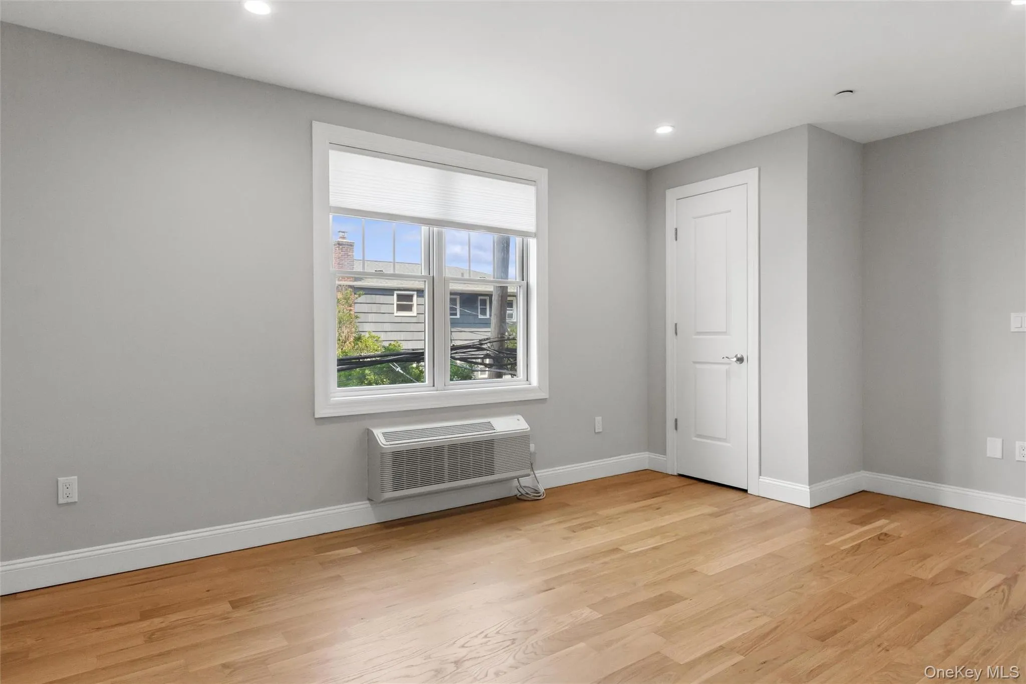 661 Broadway, Long Beach, NY, 3 Bedrooms Bedrooms, 5 Rooms Rooms,2 BathroomsBathrooms,Residential,For Rent,Broadway,0,1037870 661 Broadway, Long Beach, NY, 3 Bedrooms Bedrooms, 5 Rooms Rooms,2 BathroomsBathrooms,Residential,For Rent,Broadway,0,1037870