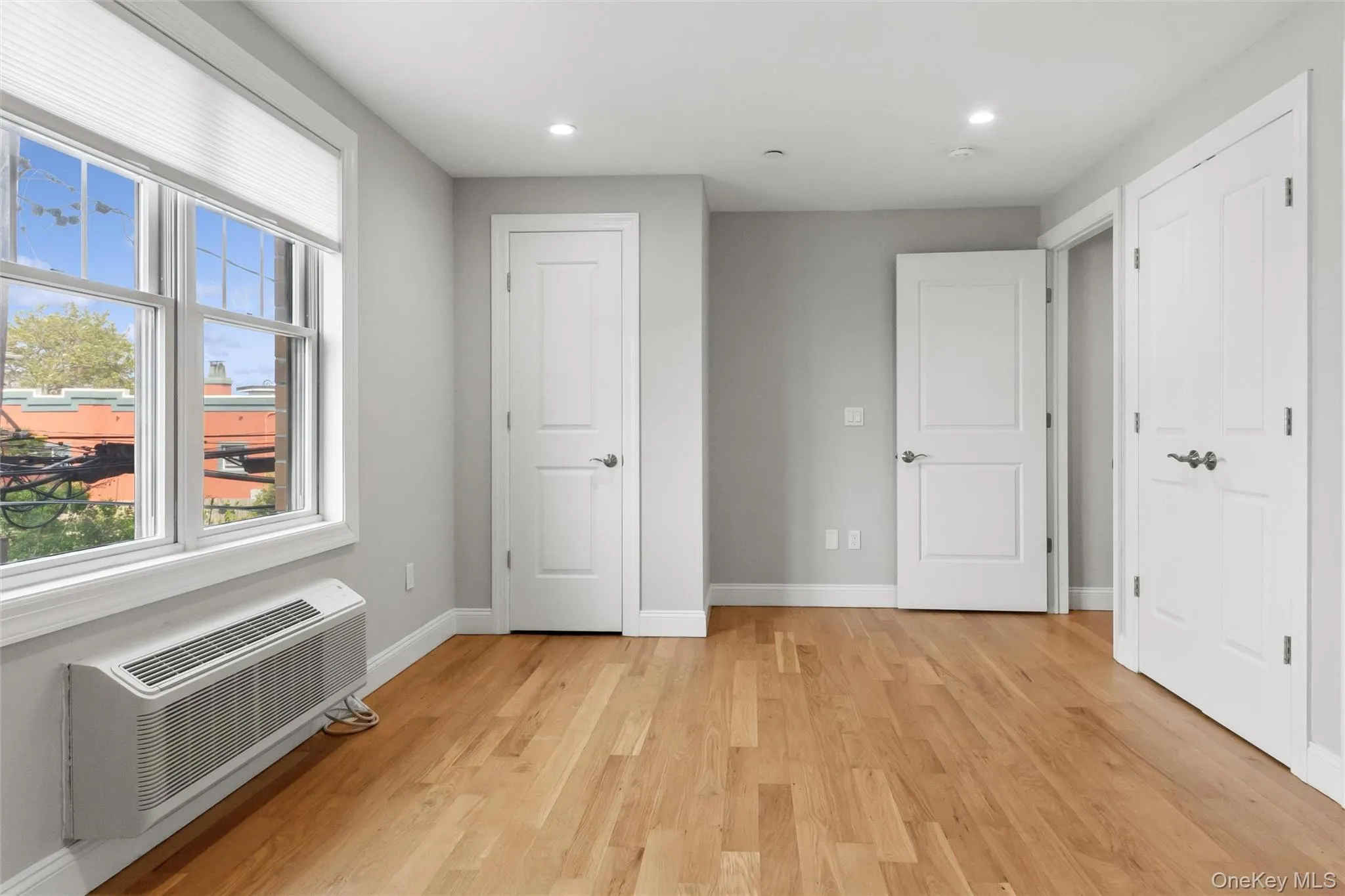 661 Broadway, Long Beach, NY, 3 Bedrooms Bedrooms, 5 Rooms Rooms,2 BathroomsBathrooms,Residential,For Rent,Broadway,0,1037870 661 Broadway, Long Beach, NY, 3 Bedrooms Bedrooms, 5 Rooms Rooms,2 BathroomsBathrooms,Residential,For Rent,Broadway,0,1037870