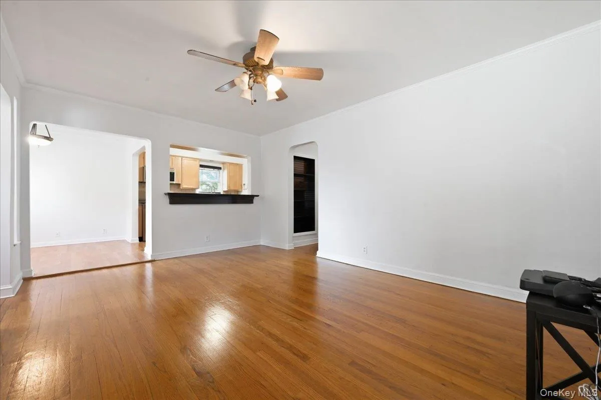 191 Nassau Boulevard, North Hempstead, NY, 3 Bedrooms Bedrooms, 7 Rooms Rooms,2 BathroomsBathrooms,Residential,For Rent,Nassau,0,1037871 191 Nassau Boulevard, North Hempstead, NY, 3 Bedrooms Bedrooms, 7 Rooms Rooms,2 BathroomsBathrooms,Residential,For Rent,Nassau,0,1037871