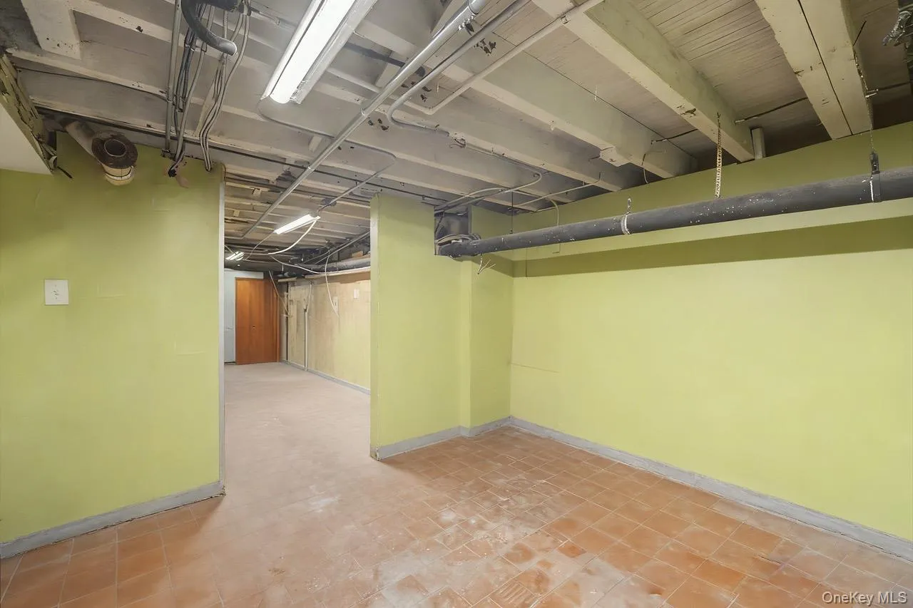 107-10 Jamaica Avenue, New York, NY, ,Commercial Lease,For Rent,Jamaica,0,1037872 107-10 Jamaica Avenue, New York, NY, ,Commercial Lease,For Rent,Jamaica,0,1037872