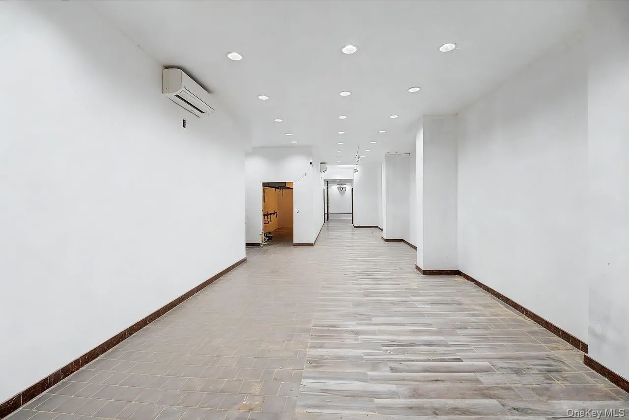 107-10 Jamaica Avenue, New York, NY, ,Commercial Lease,For Rent,Jamaica,0,1037872 107-10 Jamaica Avenue, New York, NY, ,Commercial Lease,For Rent,Jamaica,0,1037872