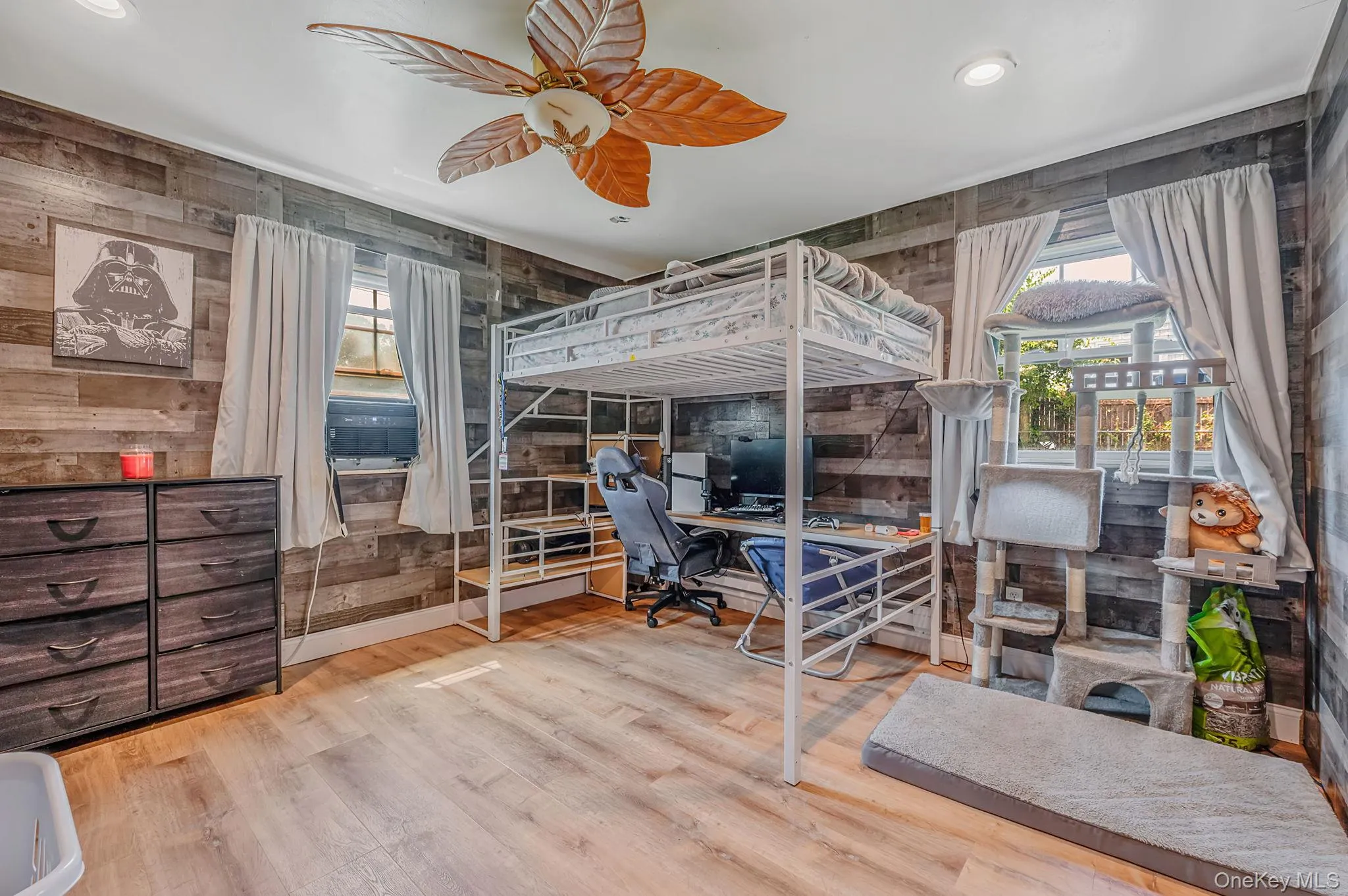 40 Elm Avenue, Southampton, NY, 4 Bedrooms Bedrooms, 8 Rooms Rooms,2 BathroomsBathrooms,Residential,For Rent,Elm,0,1037873 40 Elm Avenue, Southampton, NY, 4 Bedrooms Bedrooms, 8 Rooms Rooms,2 BathroomsBathrooms,Residential,For Rent,Elm,0,1037873