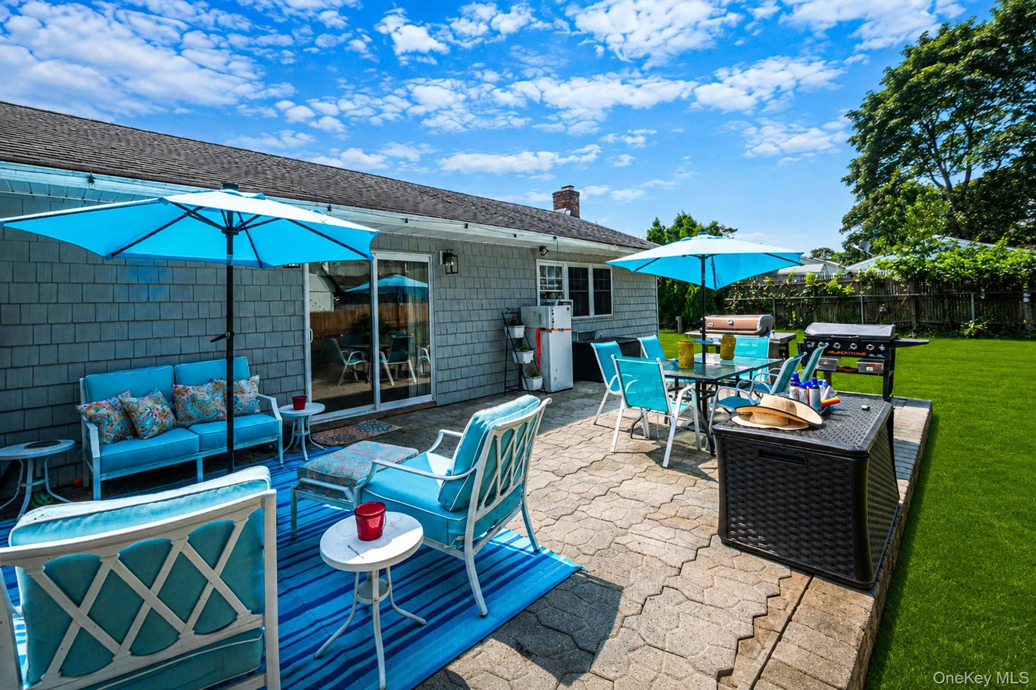 40 Elm Avenue, Southampton, NY, 4 Bedrooms Bedrooms, 8 Rooms Rooms,2 BathroomsBathrooms,Residential,For Rent,Elm,0,1037873 40 Elm Avenue, Southampton, NY, 4 Bedrooms Bedrooms, 8 Rooms Rooms,2 BathroomsBathrooms,Residential,For Rent,Elm,0,1037873