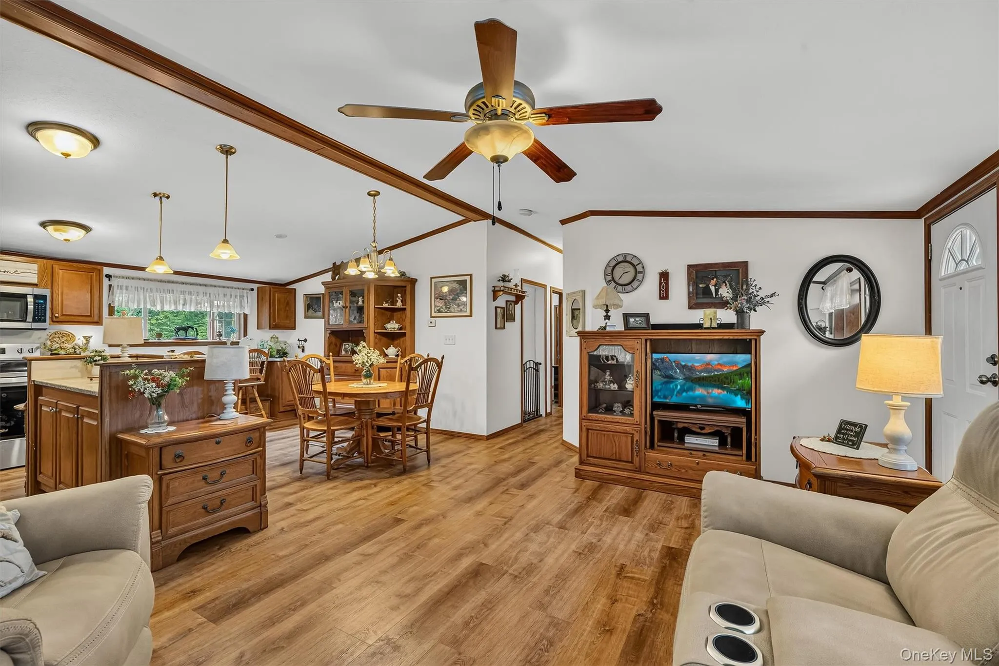 2607 State Route 17K, Crawford, NY, 3 Bedrooms Bedrooms, 5 Rooms Rooms,2 BathroomsBathrooms,Residential,For Rent,State Route 17K,0,1037876 2607 State Route 17K, Crawford, NY, 3 Bedrooms Bedrooms, 5 Rooms Rooms,2 BathroomsBathrooms,Residential,For Rent,State Route 17K,0,1037876