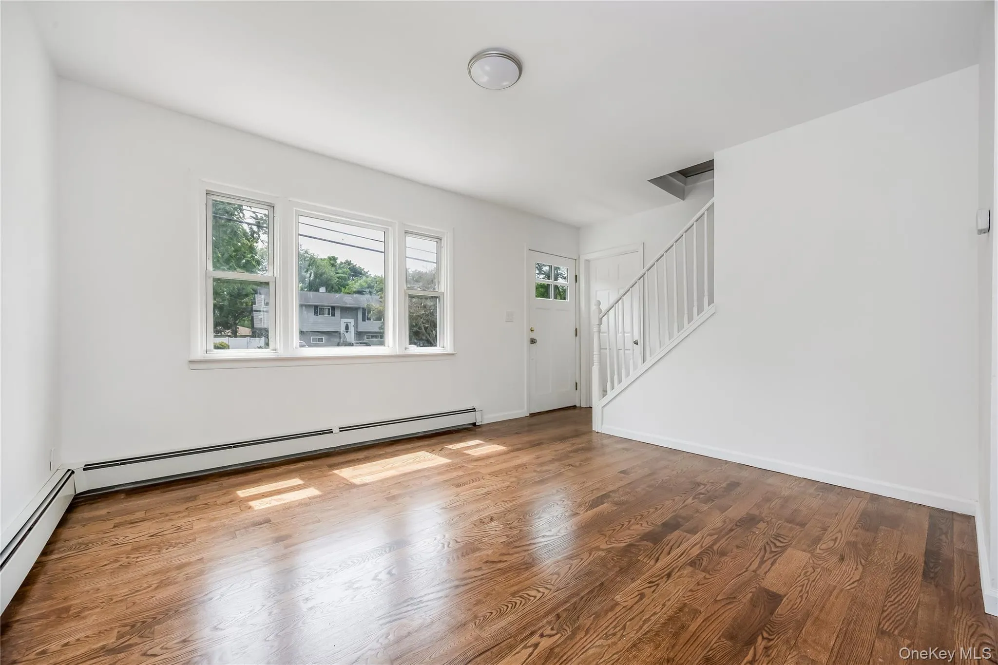 239 Ocean Avenue, Islip, NY, 4 Bedrooms Bedrooms, 7 Rooms Rooms,2 BathroomsBathrooms,Residential,For Rent,Ocean,0,1037878 239 Ocean Avenue, Islip, NY, 4 Bedrooms Bedrooms, 7 Rooms Rooms,2 BathroomsBathrooms,Residential,For Rent,Ocean,0,1037878