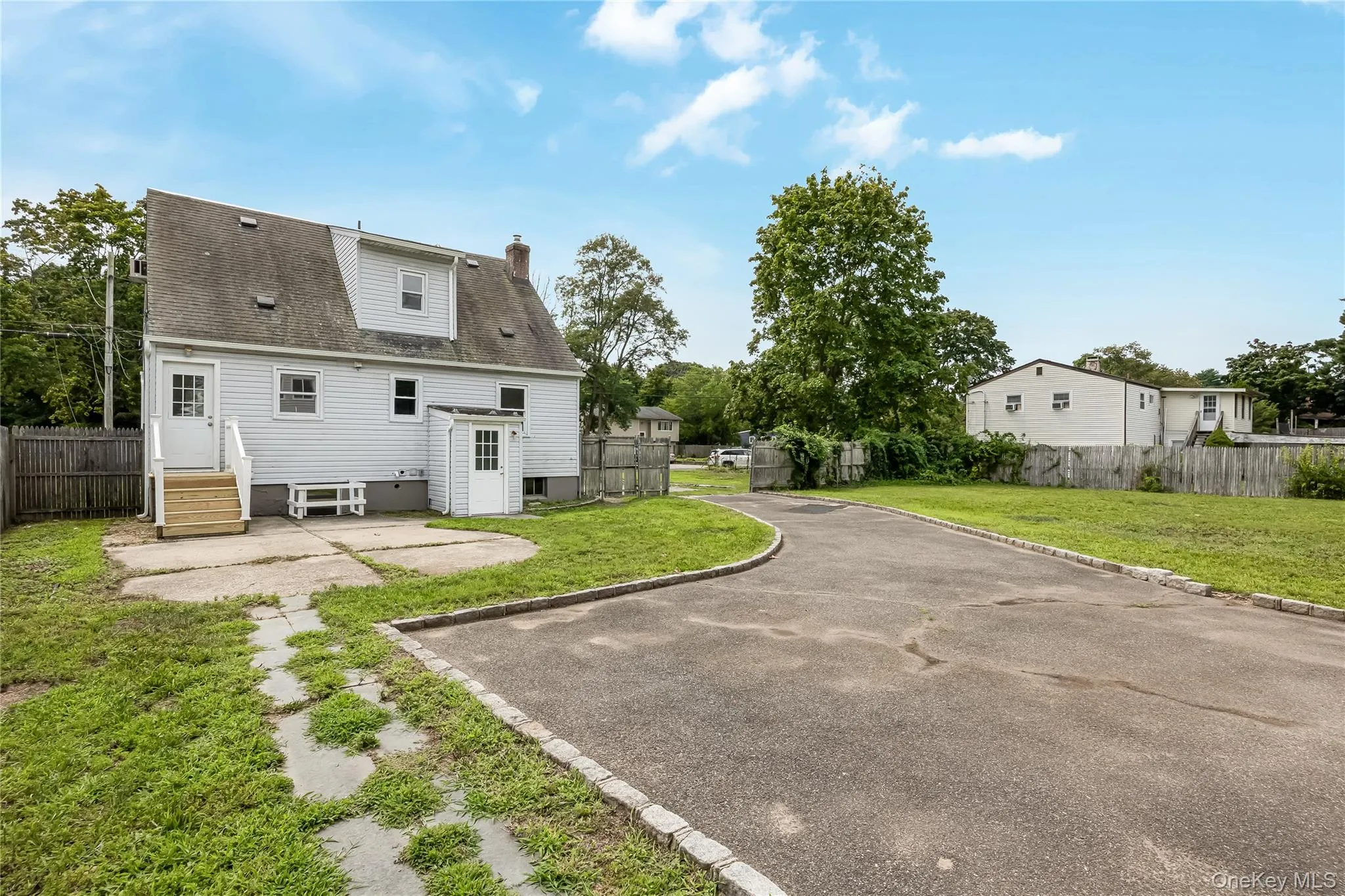 239 Ocean Avenue, Islip, NY, 4 Bedrooms Bedrooms, 7 Rooms Rooms,2 BathroomsBathrooms,Residential,For Rent,Ocean,0,1037878 239 Ocean Avenue, Islip, NY, 4 Bedrooms Bedrooms, 7 Rooms Rooms,2 BathroomsBathrooms,Residential,For Rent,Ocean,0,1037878