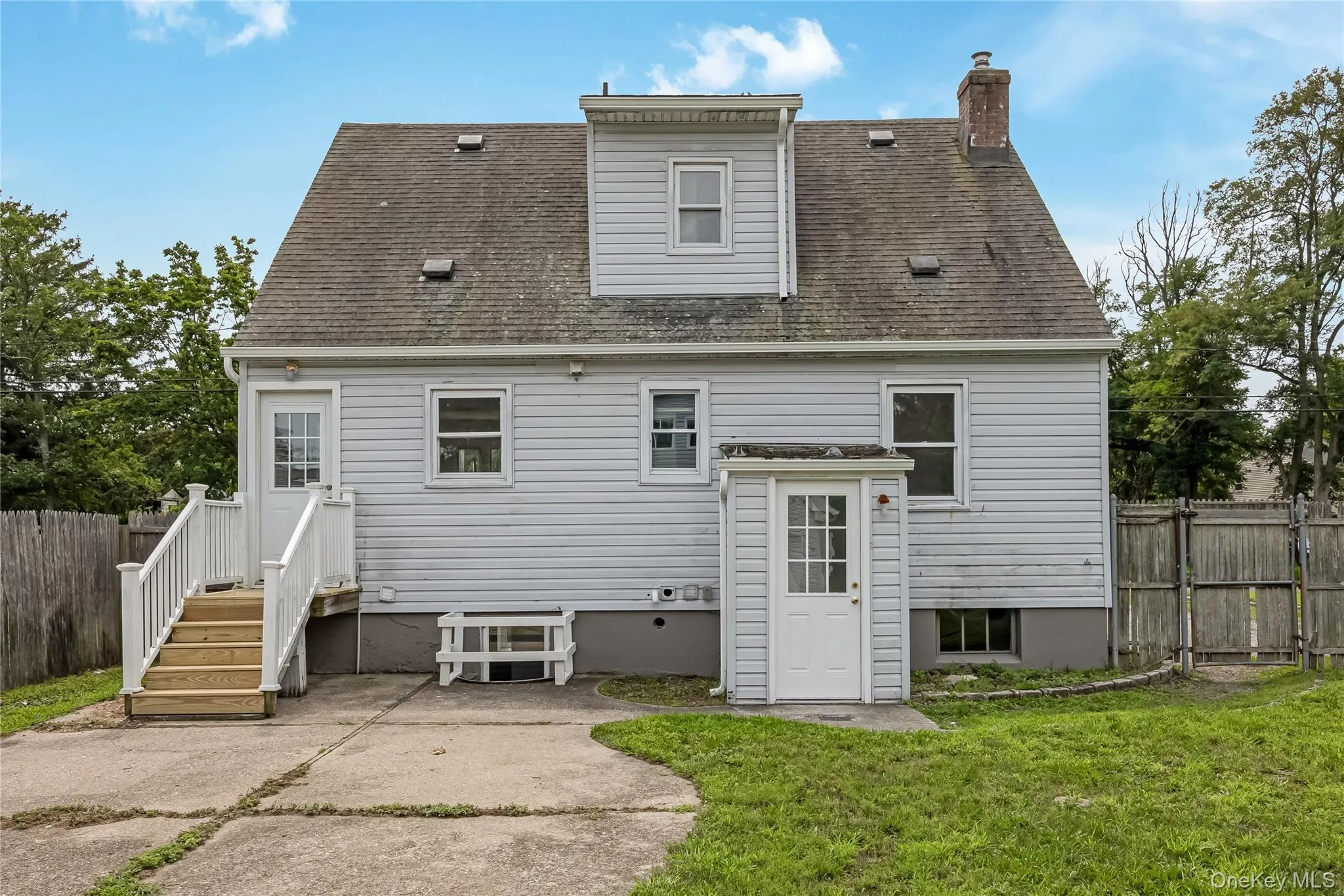 239 Ocean Avenue, Islip, NY, 4 Bedrooms Bedrooms, 7 Rooms Rooms,2 BathroomsBathrooms,Residential,For Rent,Ocean,0,1037878 239 Ocean Avenue, Islip, NY, 4 Bedrooms Bedrooms, 7 Rooms Rooms,2 BathroomsBathrooms,Residential,For Rent,Ocean,0,1037878