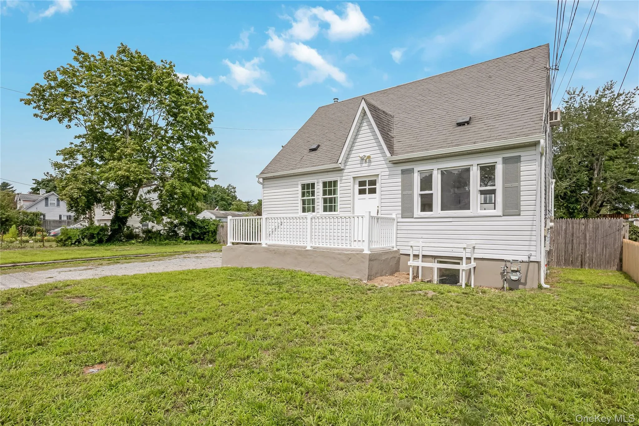 239 Ocean Avenue, Islip, NY, 4 Bedrooms Bedrooms, 7 Rooms Rooms,2 BathroomsBathrooms,Residential,For Rent,Ocean,0,1037878 239 Ocean Avenue, Islip, NY, 4 Bedrooms Bedrooms, 7 Rooms Rooms,2 BathroomsBathrooms,Residential,For Rent,Ocean,0,1037878