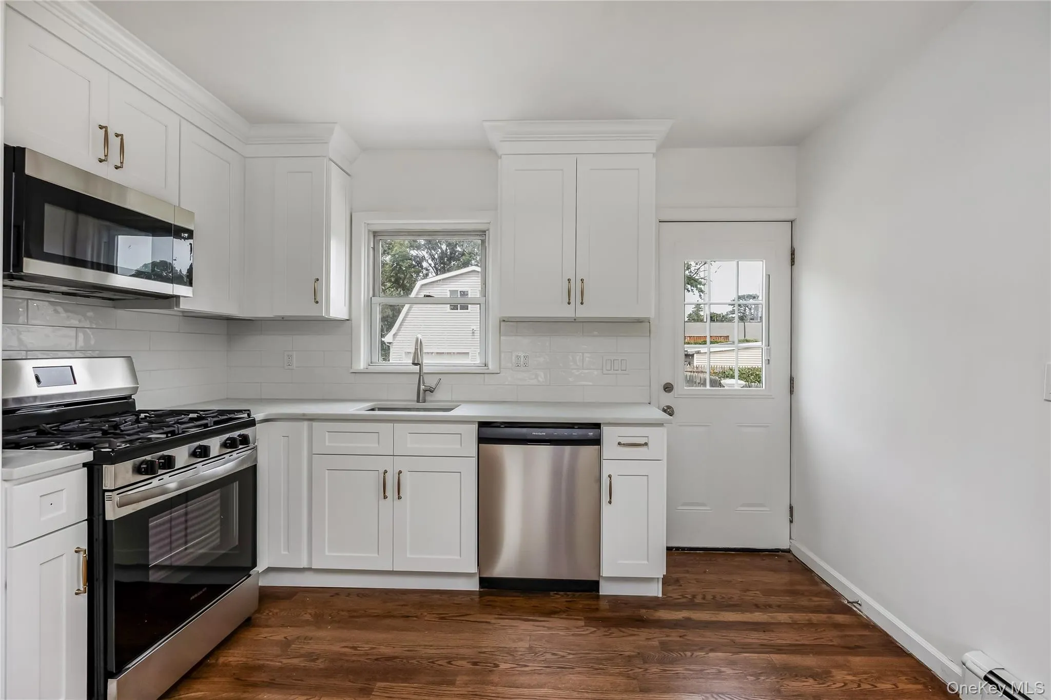 239 Ocean Avenue, Islip, NY, 4 Bedrooms Bedrooms, 7 Rooms Rooms,2 BathroomsBathrooms,Residential,For Rent,Ocean,0,1037878 239 Ocean Avenue, Islip, NY, 4 Bedrooms Bedrooms, 7 Rooms Rooms,2 BathroomsBathrooms,Residential,For Rent,Ocean,0,1037878