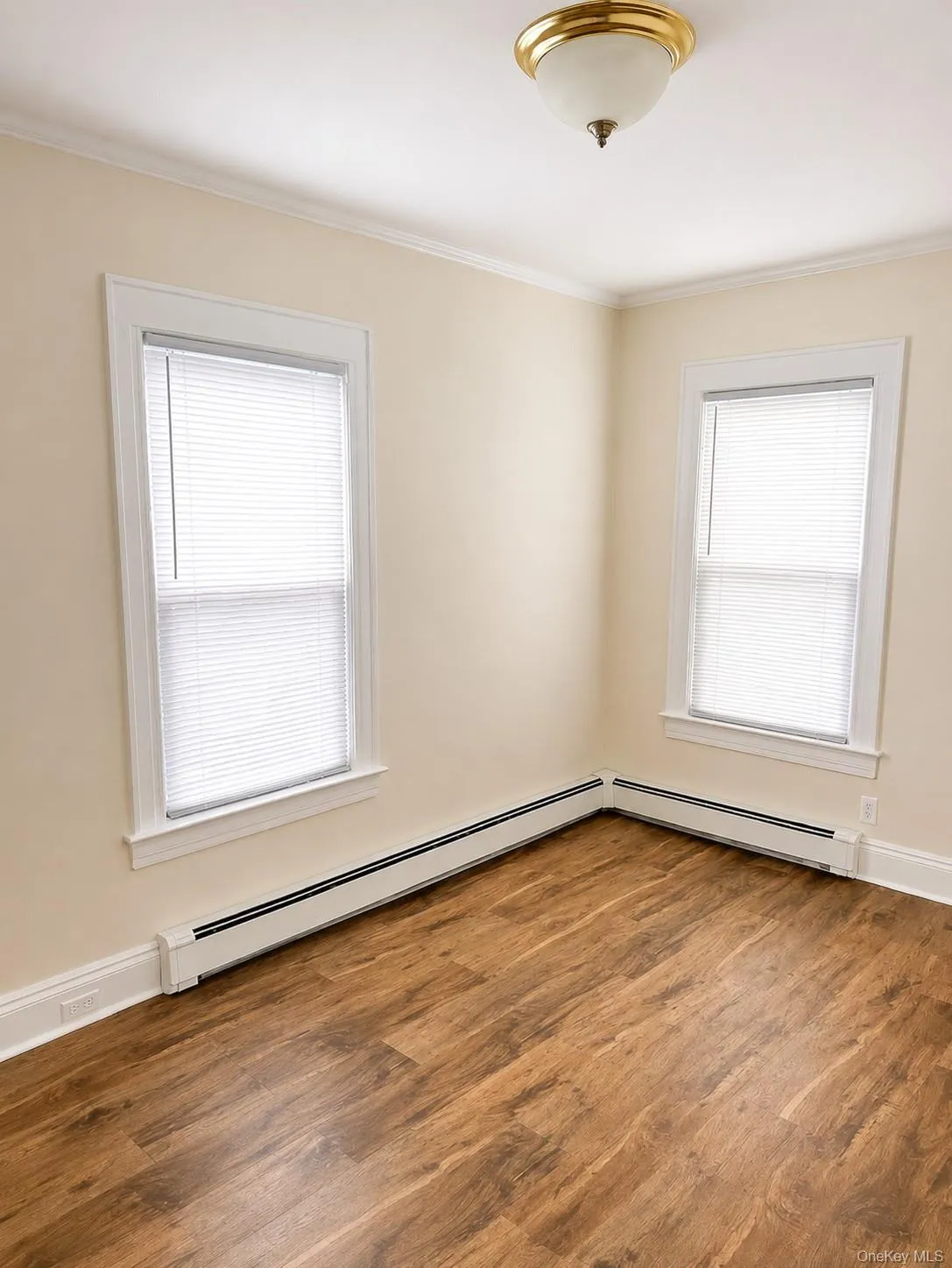 97-46 106 Street, New York, NY, 2 Bedrooms Bedrooms, 5 Rooms Rooms,1 BathroomBathrooms,Residential Lease,For Rent,106,0,1037880 97-46 106 Street, New York, NY, 2 Bedrooms Bedrooms, 5 Rooms Rooms,1 BathroomBathrooms,Residential Lease,For Rent,106,0,1037880
