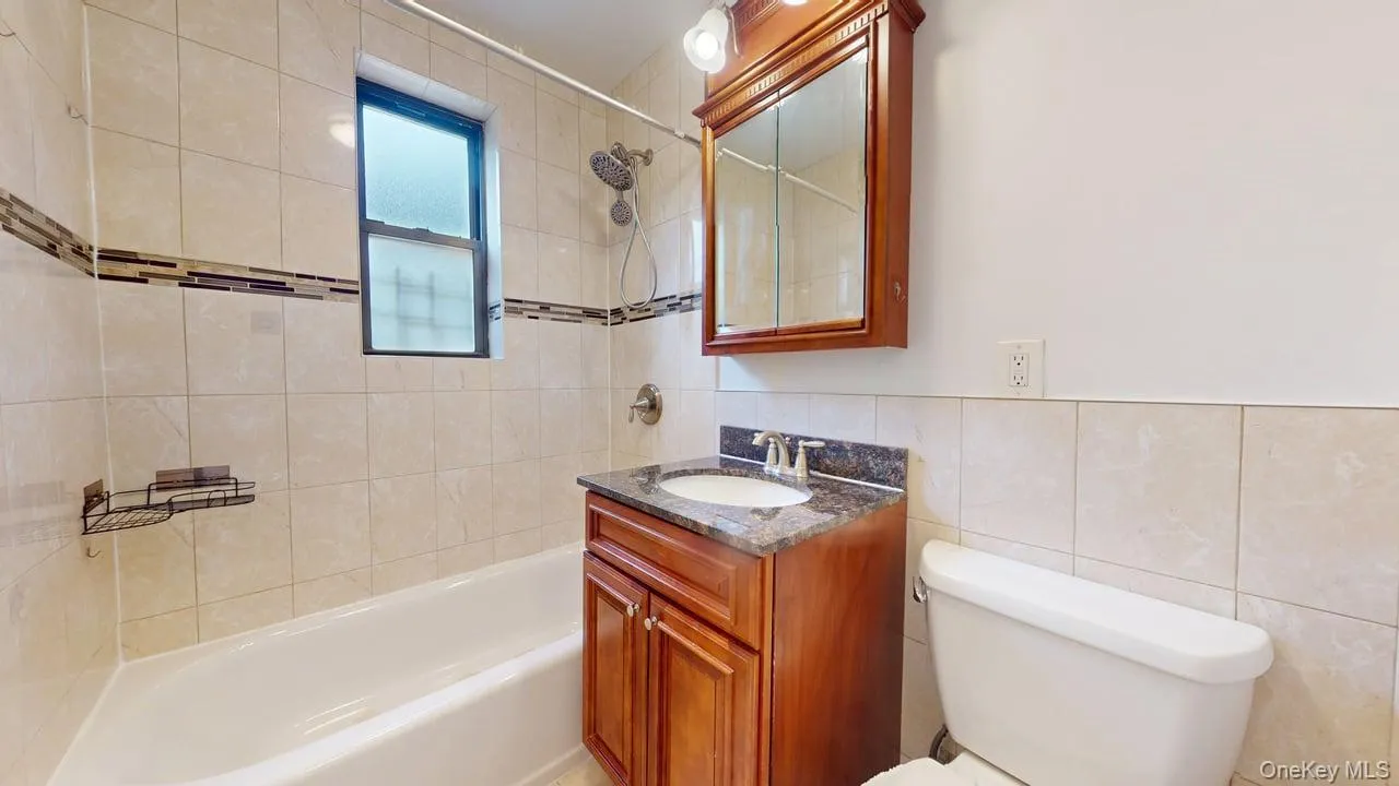 105-20 66th Avenue, New York, NY, 1 Bedroom Bedrooms, 3 Rooms Rooms,1 BathroomBathrooms,Residential Lease,For Rent,66th,0,1037883 105-20 66th Avenue, New York, NY, 1 Bedroom Bedrooms, 3 Rooms Rooms,1 BathroomBathrooms,Residential Lease,For Rent,66th,0,1037883