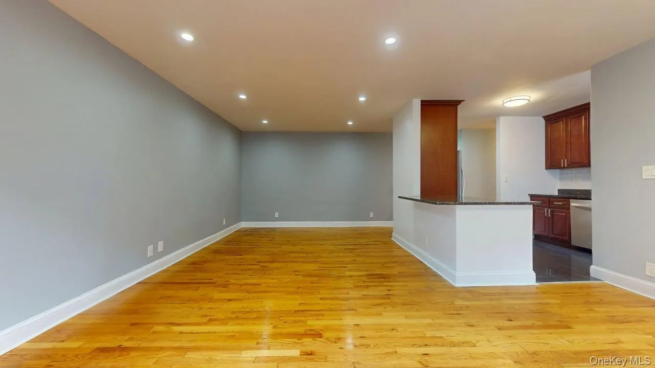 105-20 66th Avenue, New York, NY, 1 Bedroom Bedrooms, 3 Rooms Rooms,1 BathroomBathrooms,Residential Lease,For Rent,66th,0,1037883 105-20 66th Avenue, New York, NY, 1 Bedroom Bedrooms, 3 Rooms Rooms,1 BathroomBathrooms,Residential Lease,For Rent,66th,0,1037883