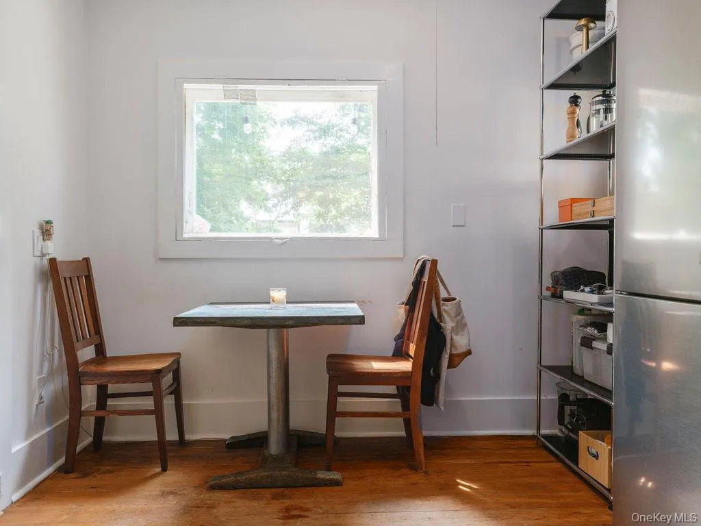 1320 Arshamomaque Avenue, Southold, NY, 2 Bedrooms Bedrooms, 6 Rooms Rooms,1 BathroomBathrooms,Residential,For Rent,Arshamomaque,0,1037884 1320 Arshamomaque Avenue, Southold, NY, 2 Bedrooms Bedrooms, 6 Rooms Rooms,1 BathroomBathrooms,Residential,For Rent,Arshamomaque,0,1037884