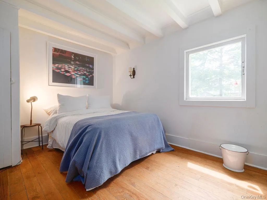 1320 Arshamomaque Avenue, Southold, NY, 2 Bedrooms Bedrooms, 6 Rooms Rooms,1 BathroomBathrooms,Residential,For Rent,Arshamomaque,0,1037884 1320 Arshamomaque Avenue, Southold, NY, 2 Bedrooms Bedrooms, 6 Rooms Rooms,1 BathroomBathrooms,Residential,For Rent,Arshamomaque,0,1037884