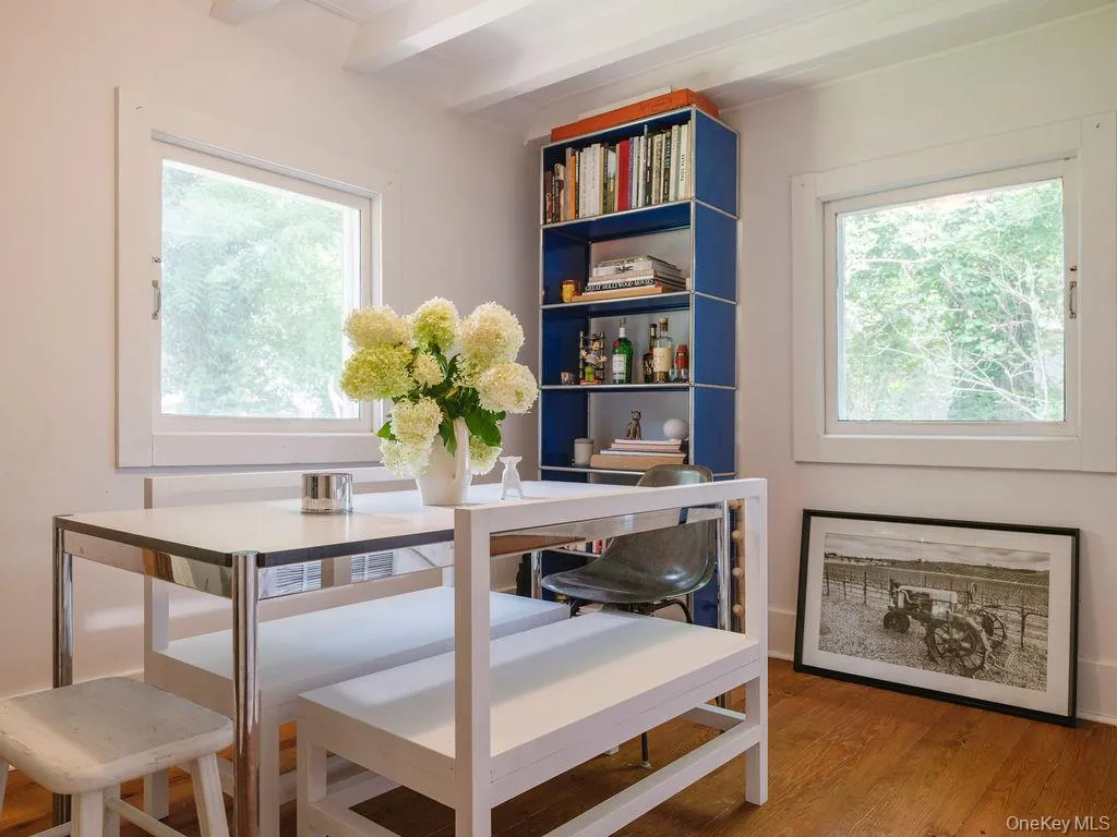 1320 Arshamomaque Avenue, Southold, NY, 2 Bedrooms Bedrooms, 6 Rooms Rooms,1 BathroomBathrooms,Residential,For Rent,Arshamomaque,0,1037884 1320 Arshamomaque Avenue, Southold, NY, 2 Bedrooms Bedrooms, 6 Rooms Rooms,1 BathroomBathrooms,Residential,For Rent,Arshamomaque,0,1037884
