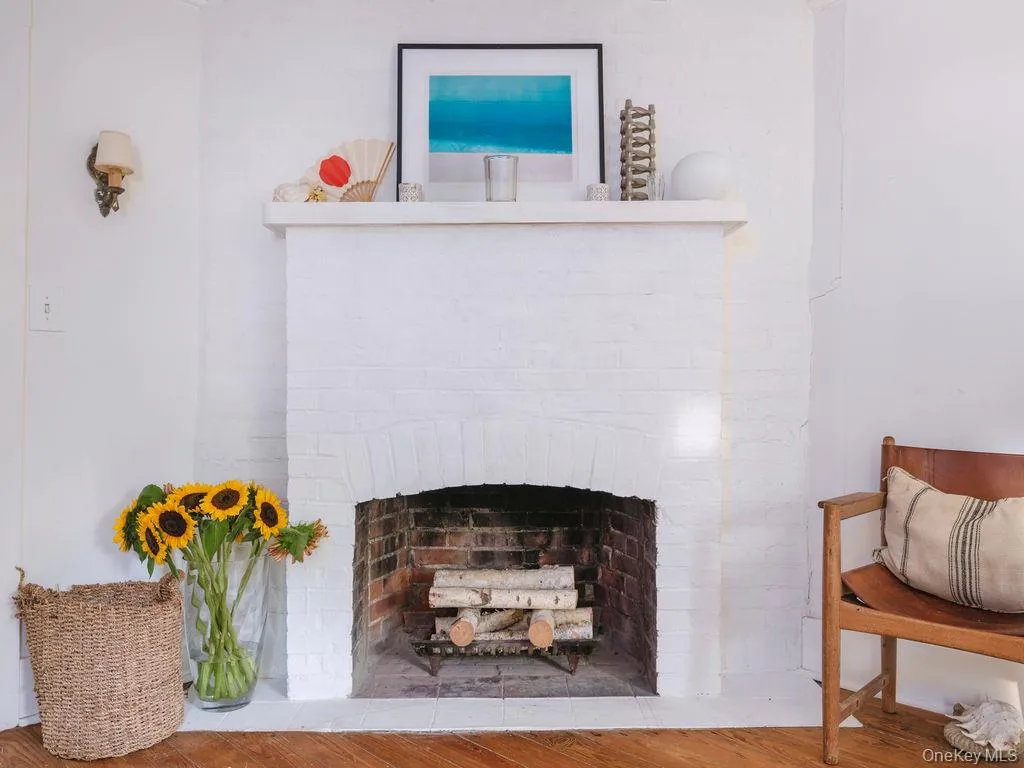 1320 Arshamomaque Avenue, Southold, NY, 2 Bedrooms Bedrooms, 6 Rooms Rooms,1 BathroomBathrooms,Residential,For Rent,Arshamomaque,0,1037884 1320 Arshamomaque Avenue, Southold, NY, 2 Bedrooms Bedrooms, 6 Rooms Rooms,1 BathroomBathrooms,Residential,For Rent,Arshamomaque,0,1037884